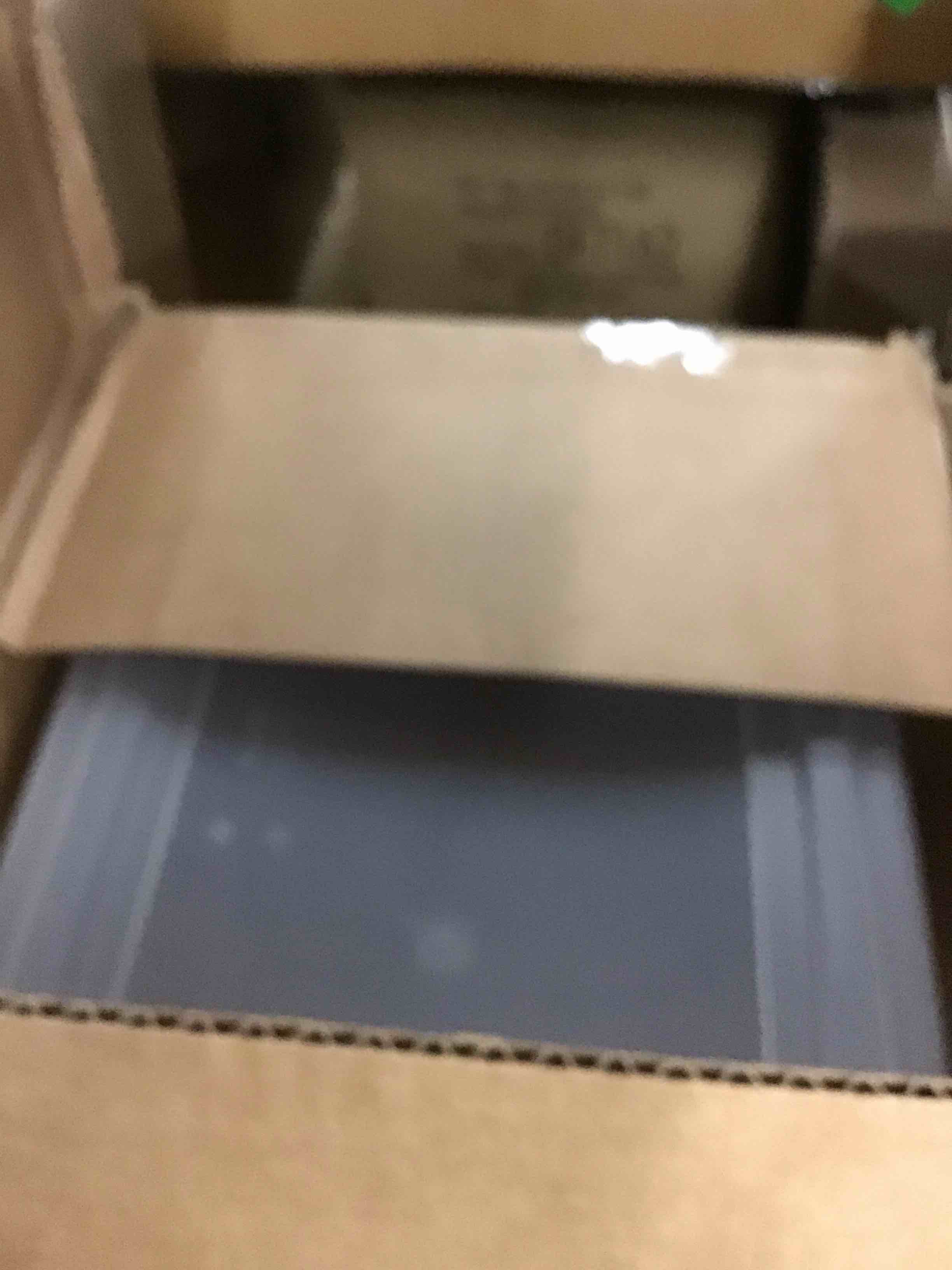 https://s3.amazonaws.com/lotting-images-prod/bidfta/RED5859212_1716494573301.jpeg