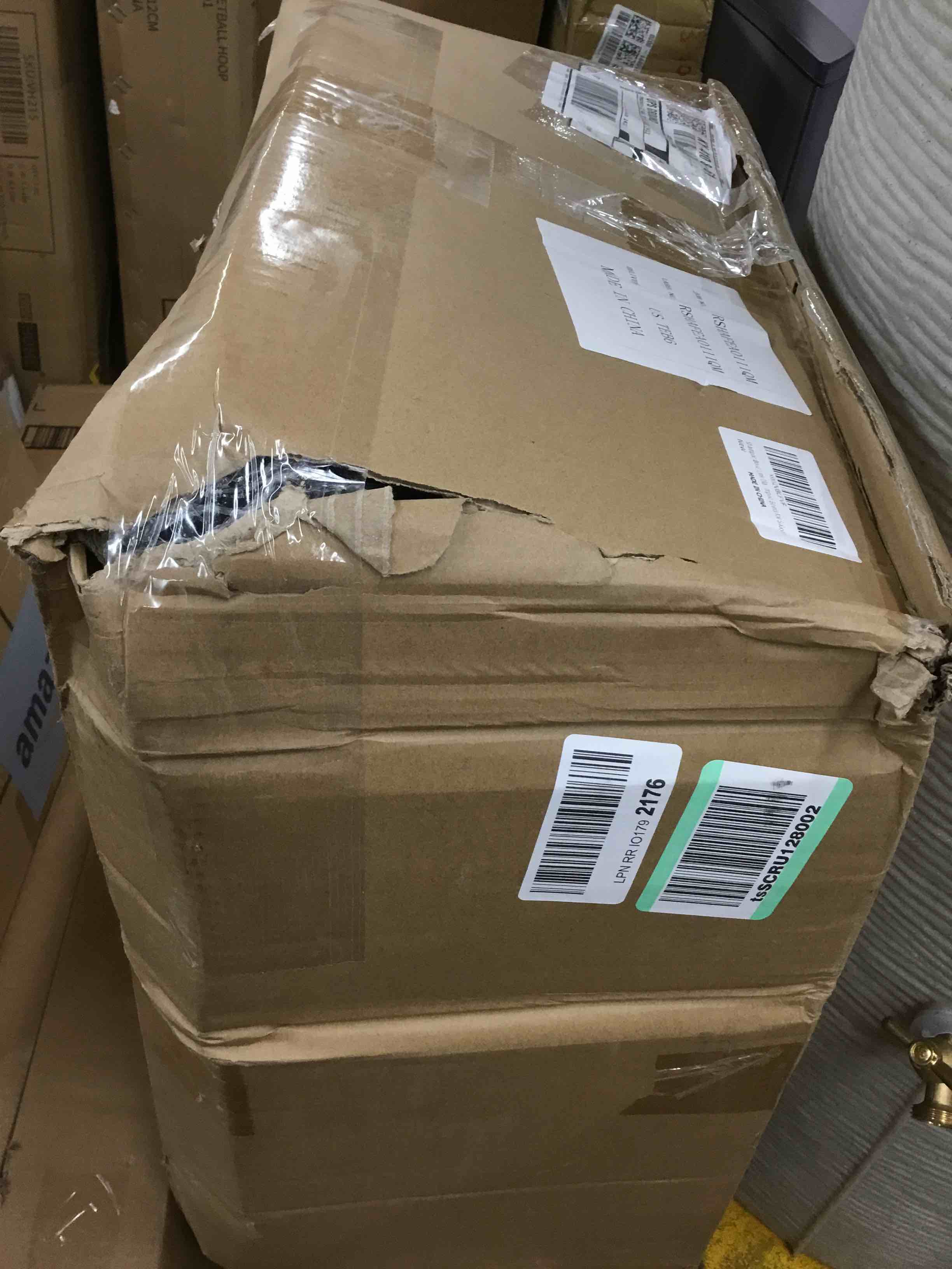 https://s3.amazonaws.com/lotting-images-prod/bidfta/RED5860317_1716993217109.jpeg