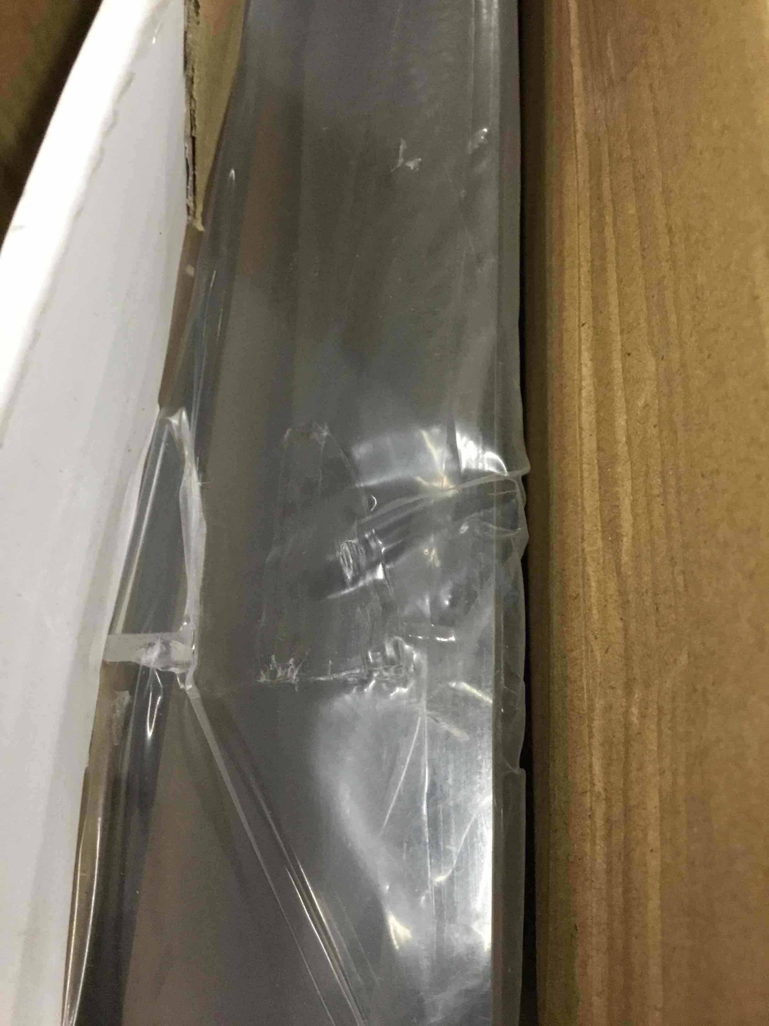 https://s3.amazonaws.com/lotting-images-prod/bidfta/RED5860331_1716995808262.jpeg