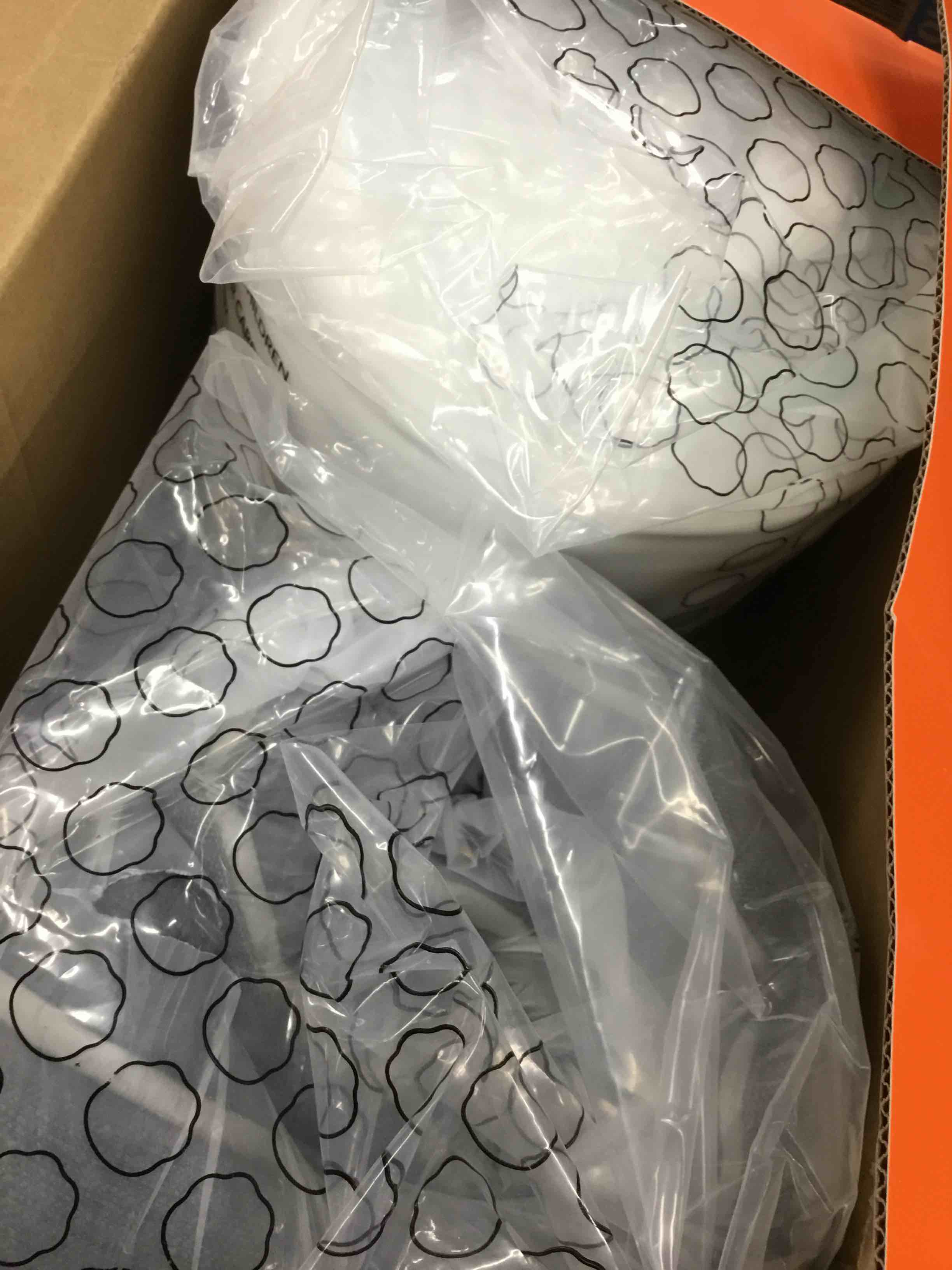 https://s3.amazonaws.com/lotting-images-prod/bidfta/RED5860336_1716996443736.jpeg