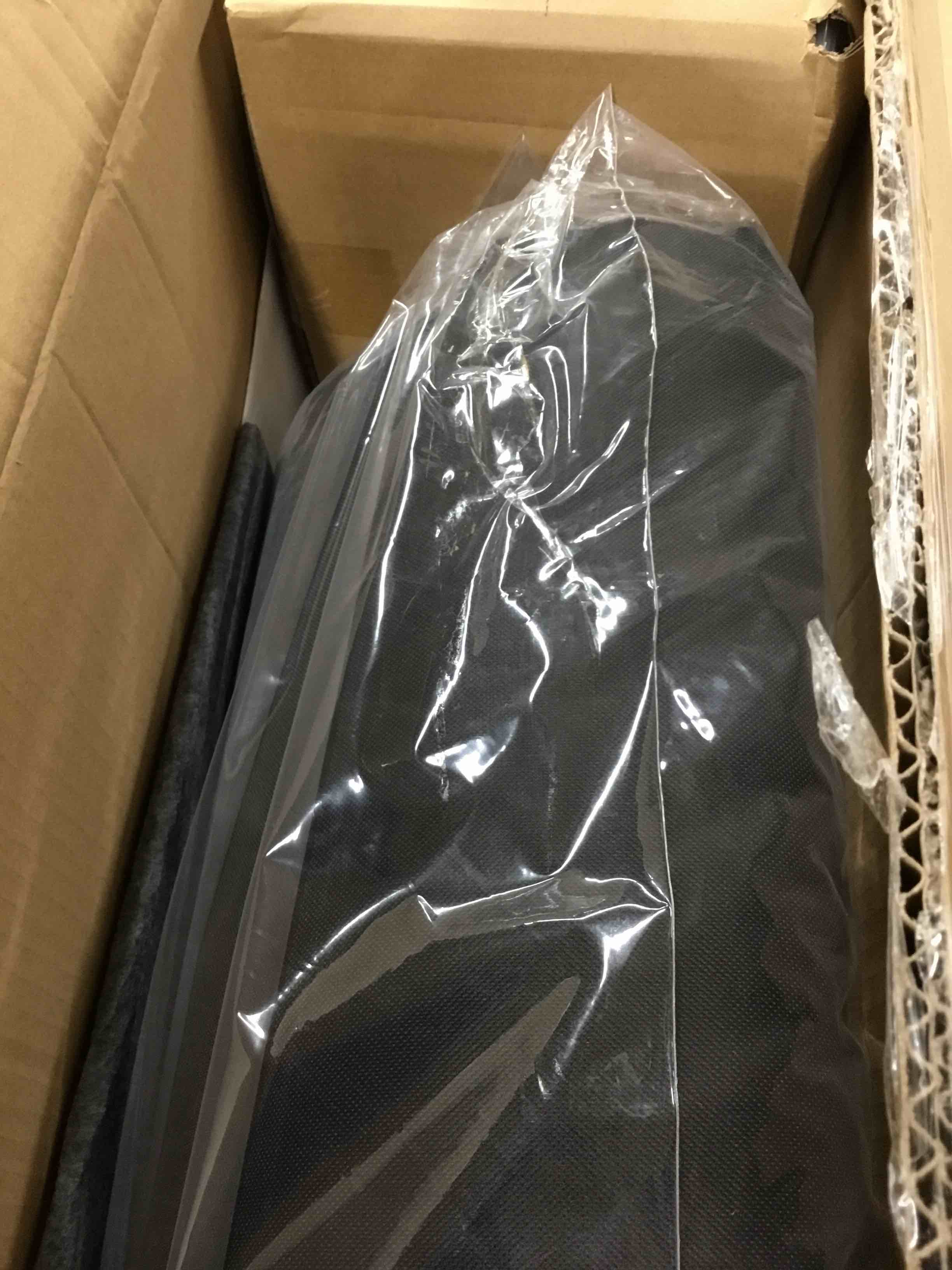 https://s3.amazonaws.com/lotting-images-prod/bidfta/RED5860410_1717014427347.jpeg