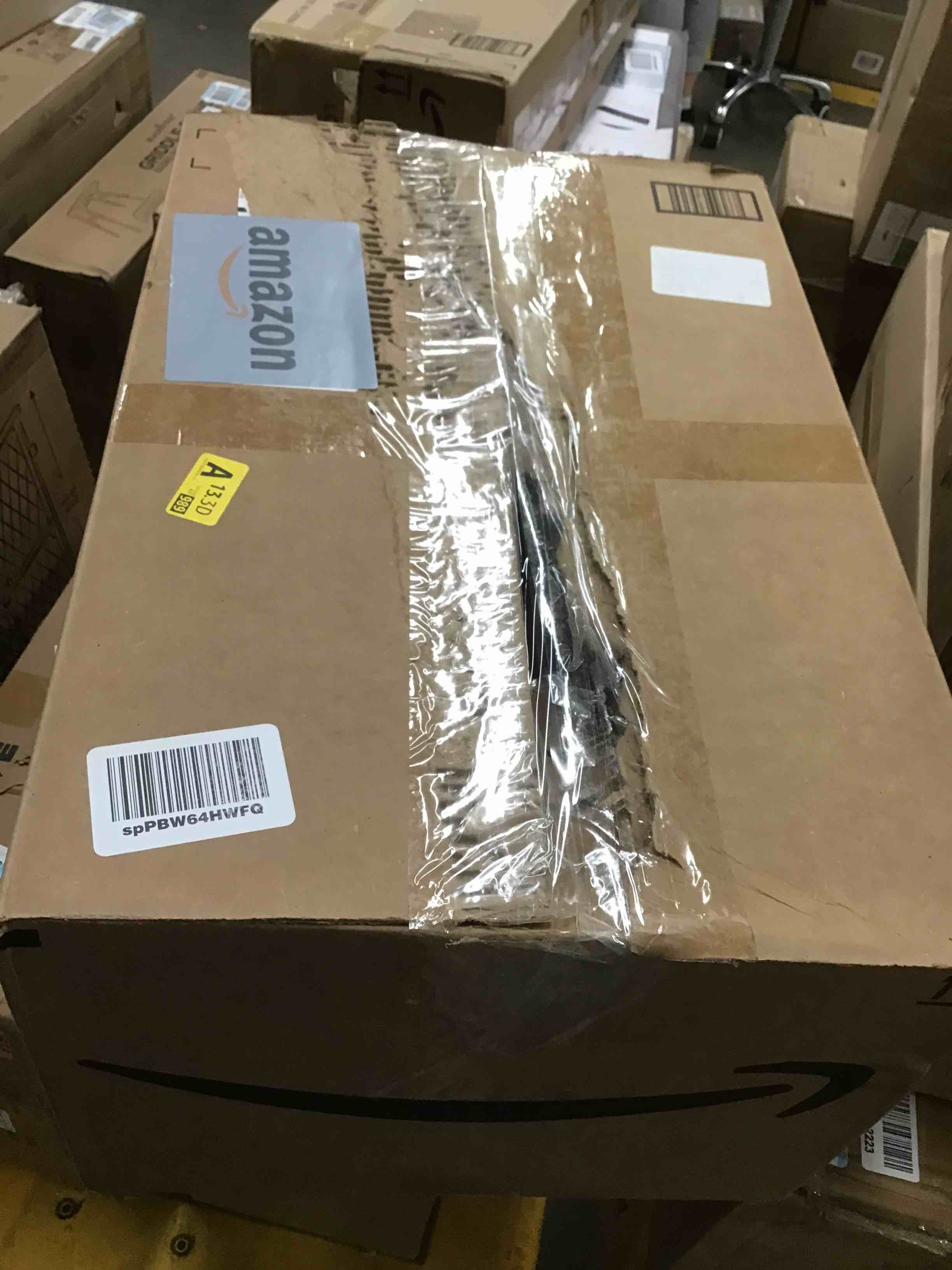 https://s3.amazonaws.com/lotting-images-prod/bidfta/RED5862070_1711747647233.jpeg