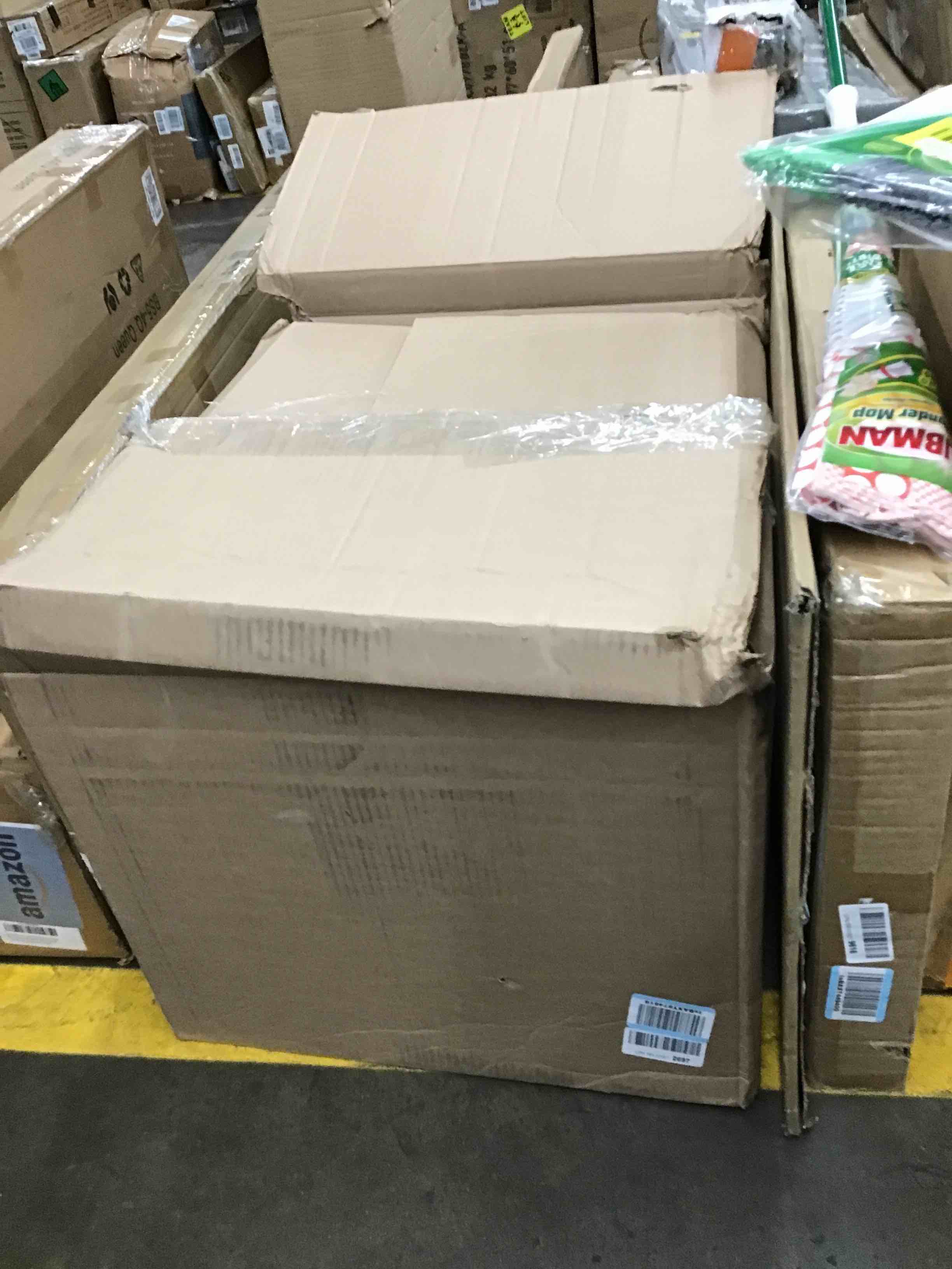 https://s3.amazonaws.com/lotting-images-prod/bidfta/RED5863415_1714139652113.jpeg