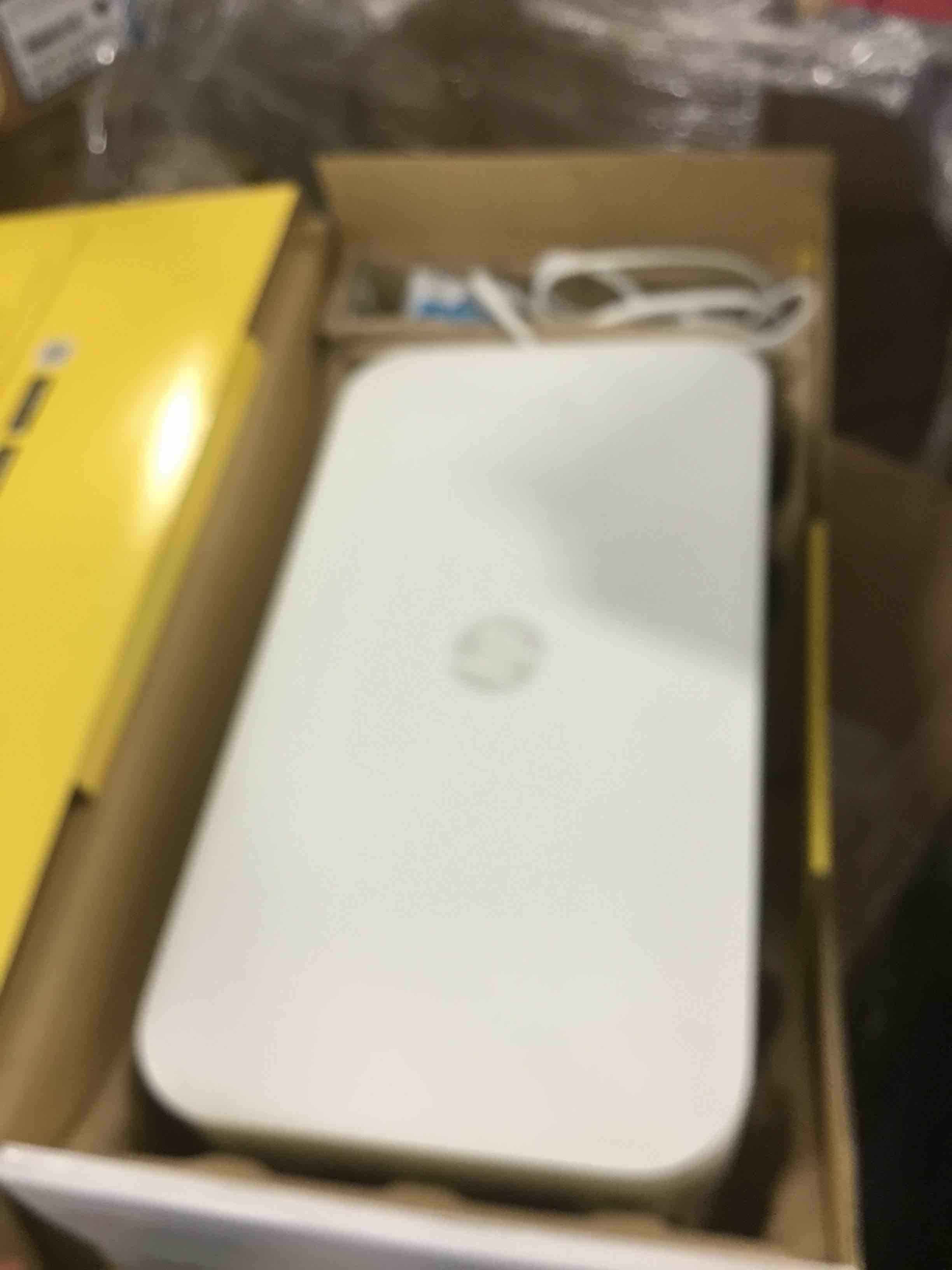 https://s3.amazonaws.com/lotting-images-prod/bidfta/RED5864128_1708887443686.jpeg