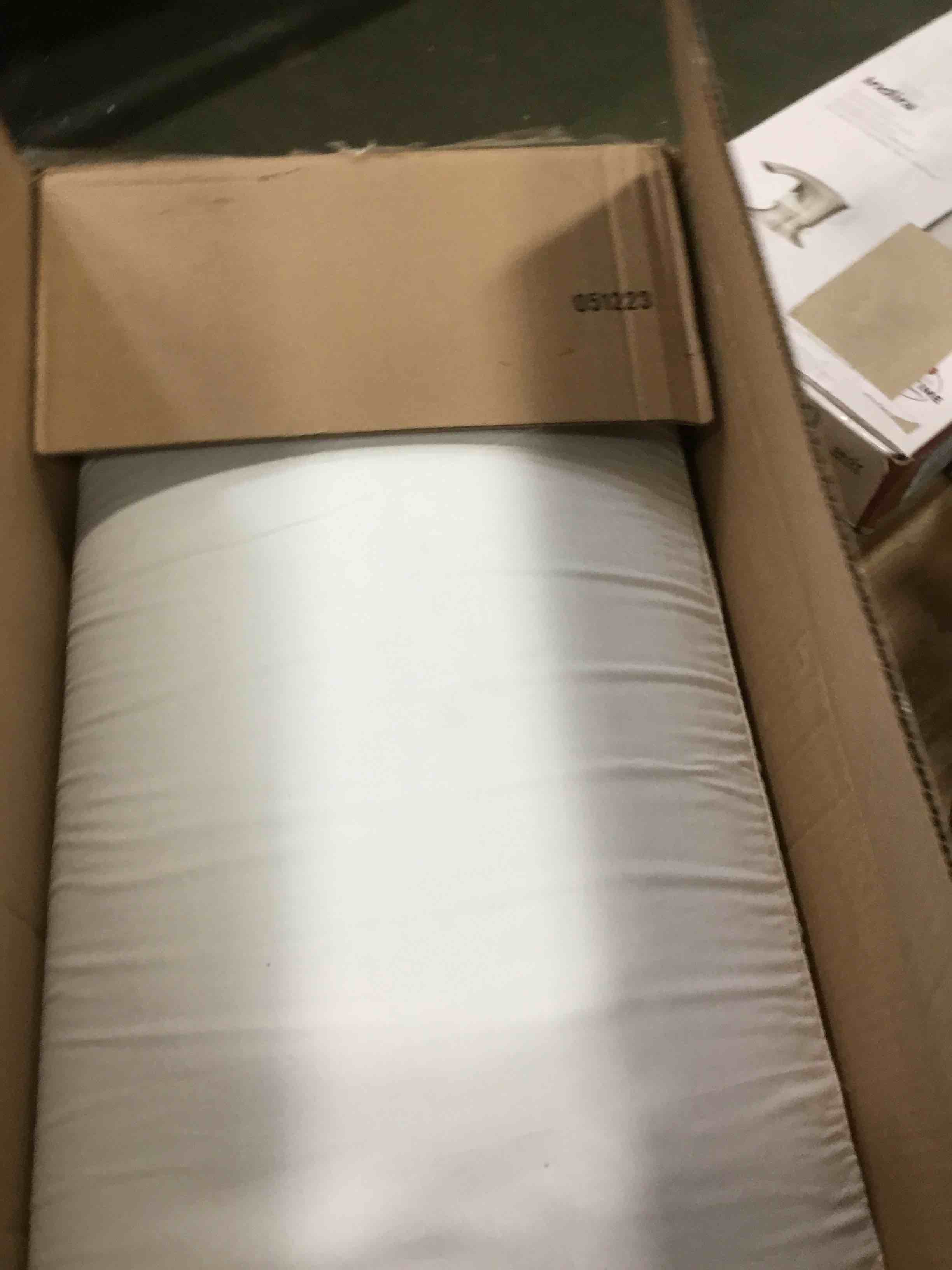 https://s3.amazonaws.com/lotting-images-prod/bidfta/RED5864130_1708887672460.jpeg