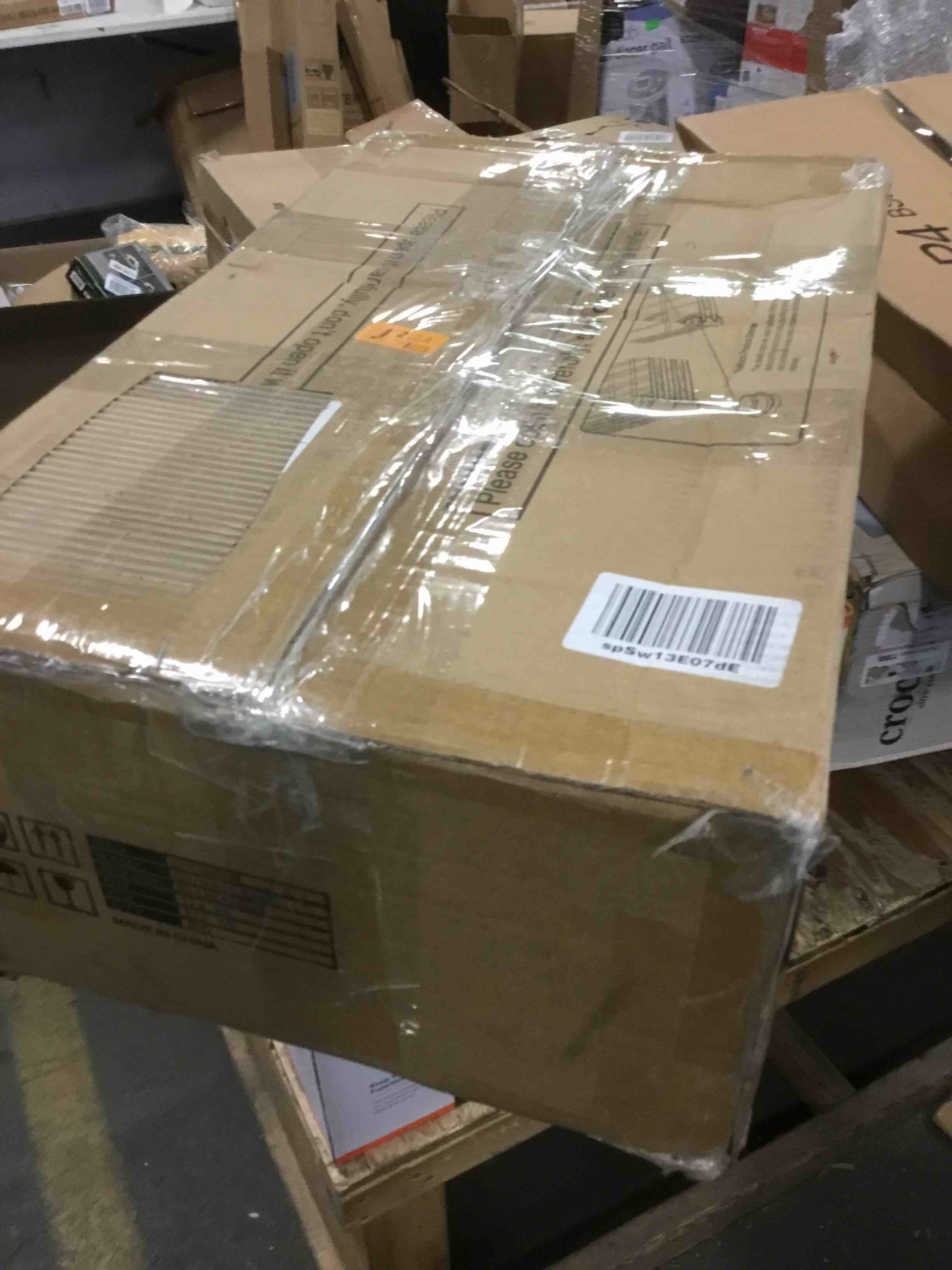 https://s3.amazonaws.com/lotting-images-prod/bidfta/RED5864167_1708893668644.jpeg