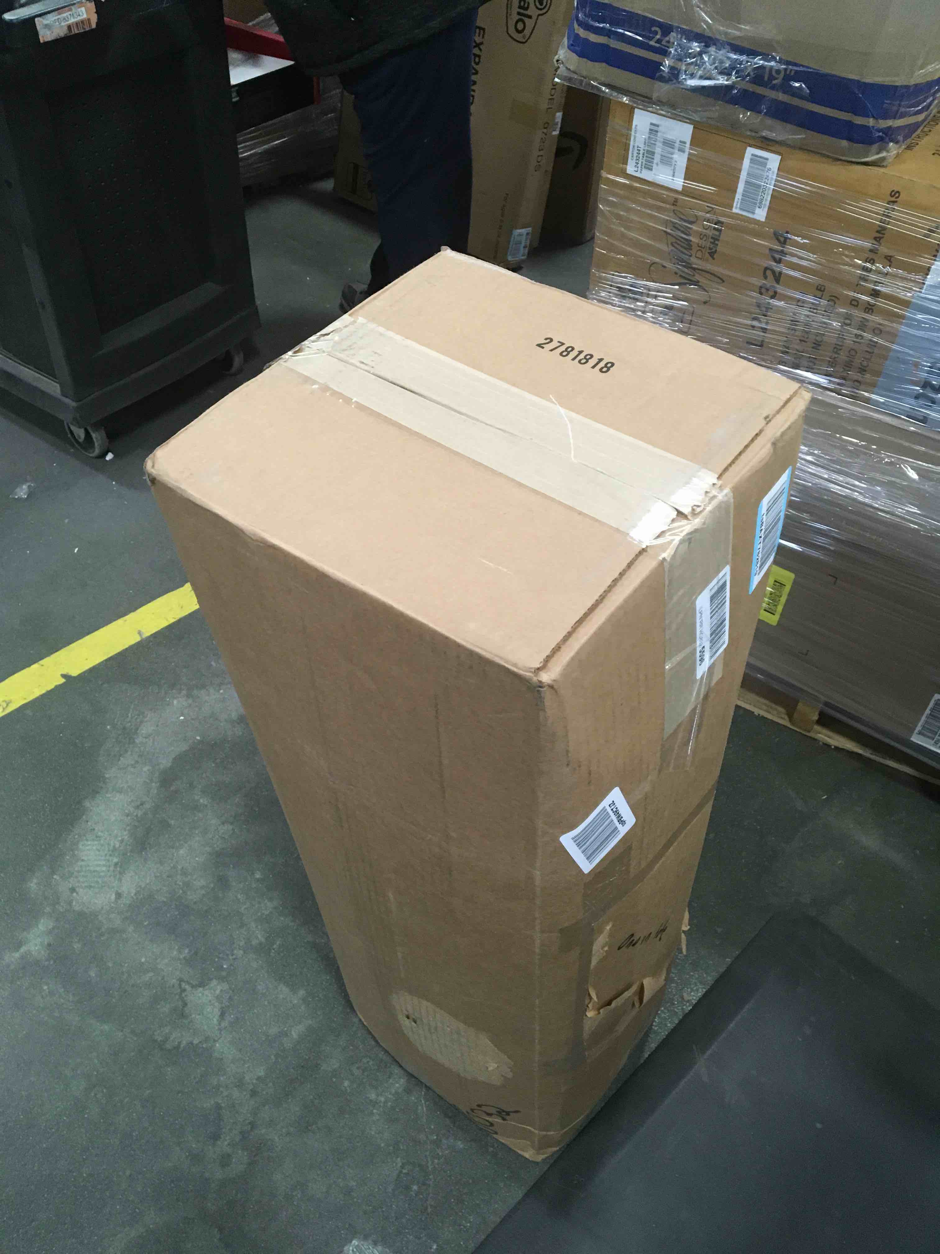 https://s3.amazonaws.com/lotting-images-prod/bidfta/RED5864236_1708956414467.jpeg
