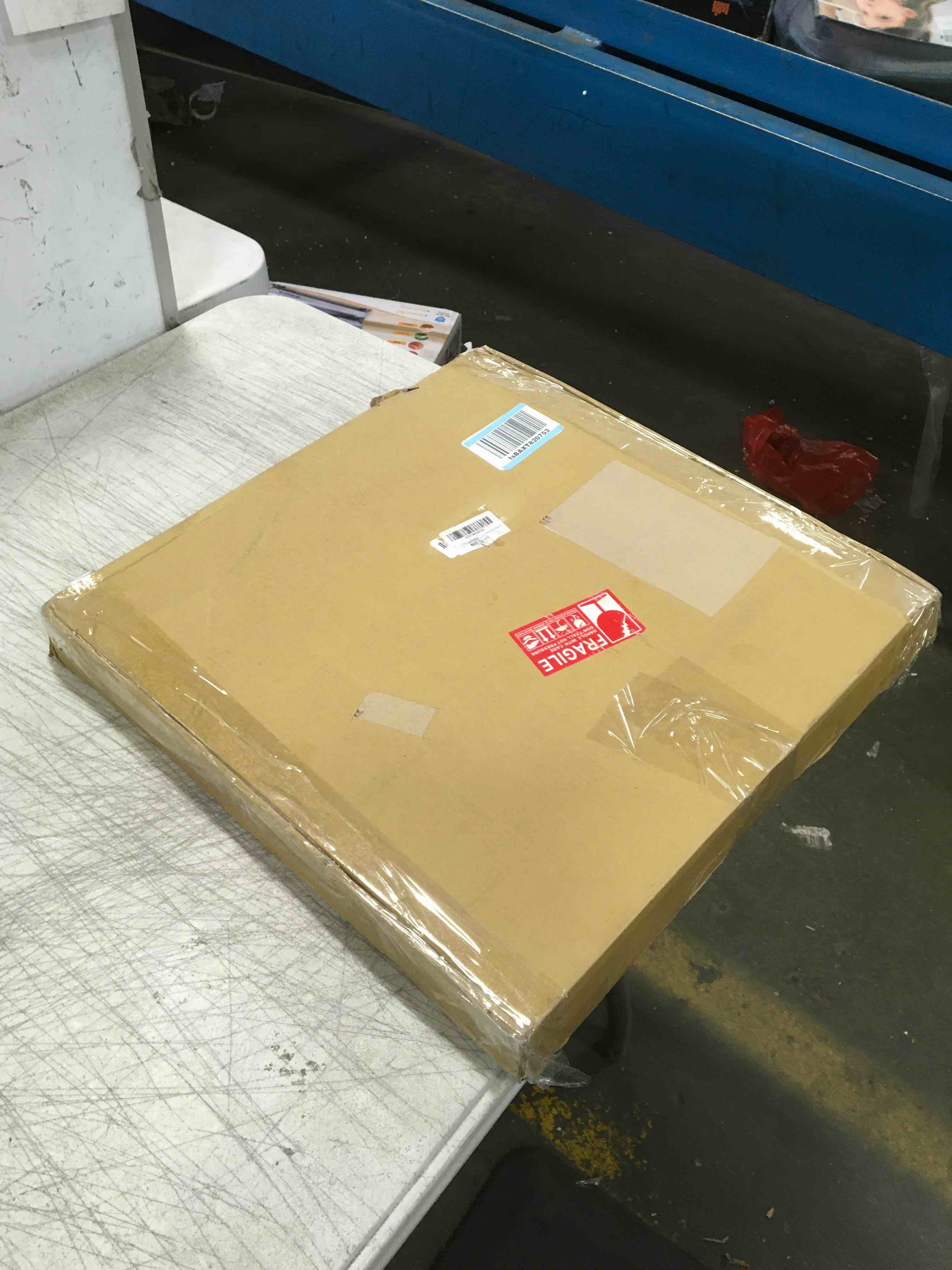 https://s3.amazonaws.com/lotting-images-prod/bidfta/RED5864269_1708960872180.jpeg