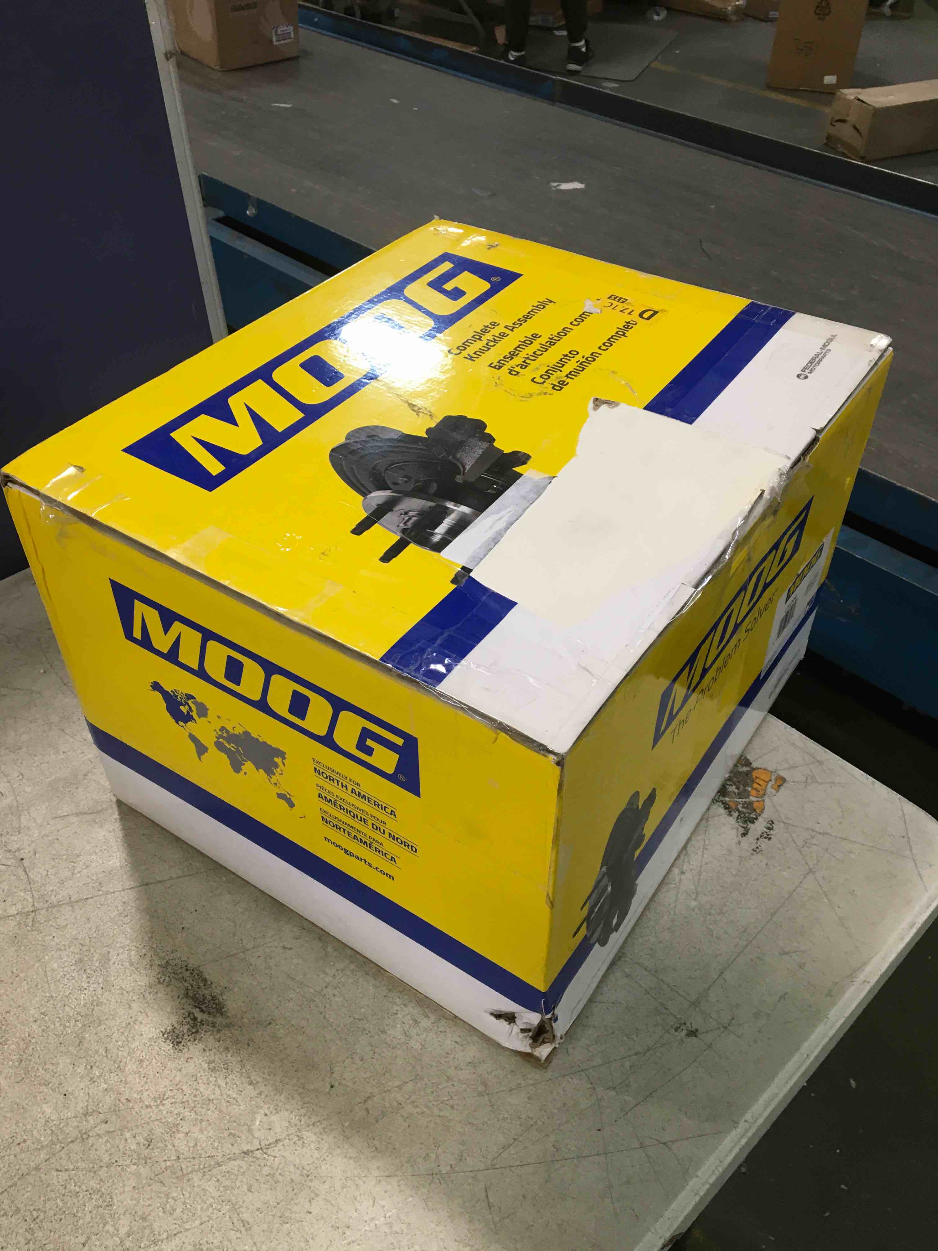 https://s3.amazonaws.com/lotting-images-prod/bidfta/RED5864584_1709059359216.jpeg