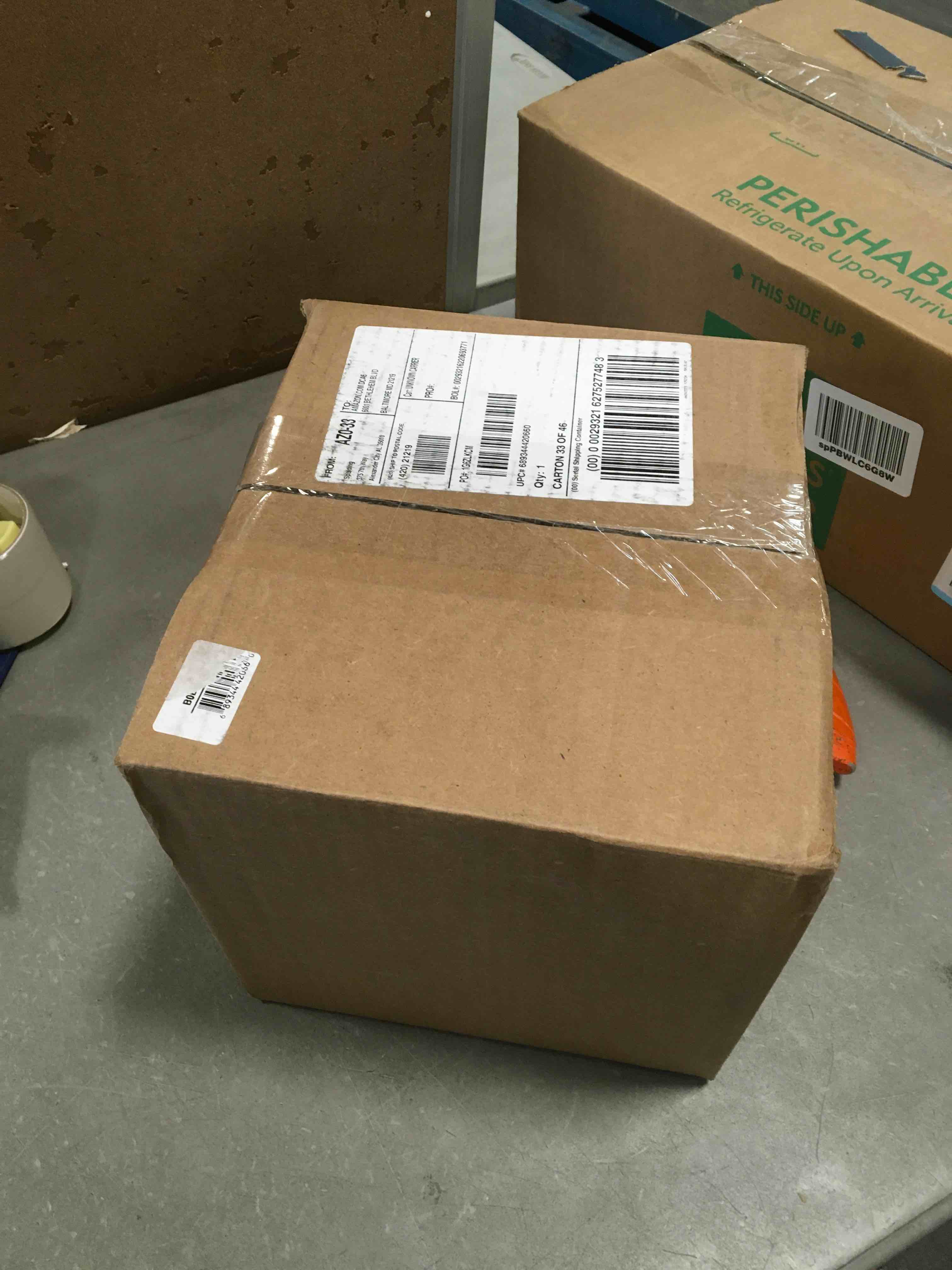 https://s3.amazonaws.com/lotting-images-prod/bidfta/RED5864934_1709215439067.jpeg