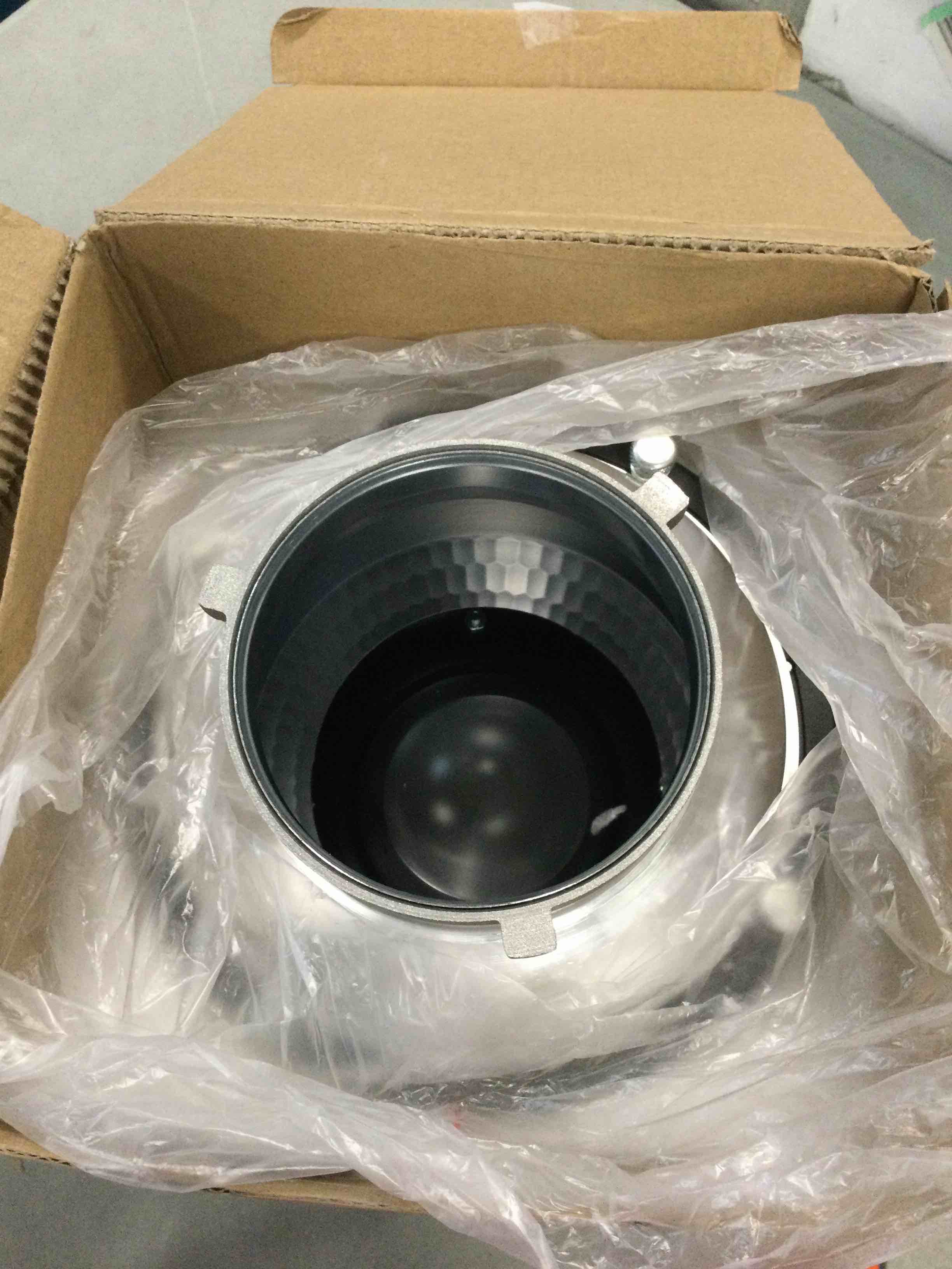 https://s3.amazonaws.com/lotting-images-prod/bidfta/RED5865360_1709326172313.jpeg