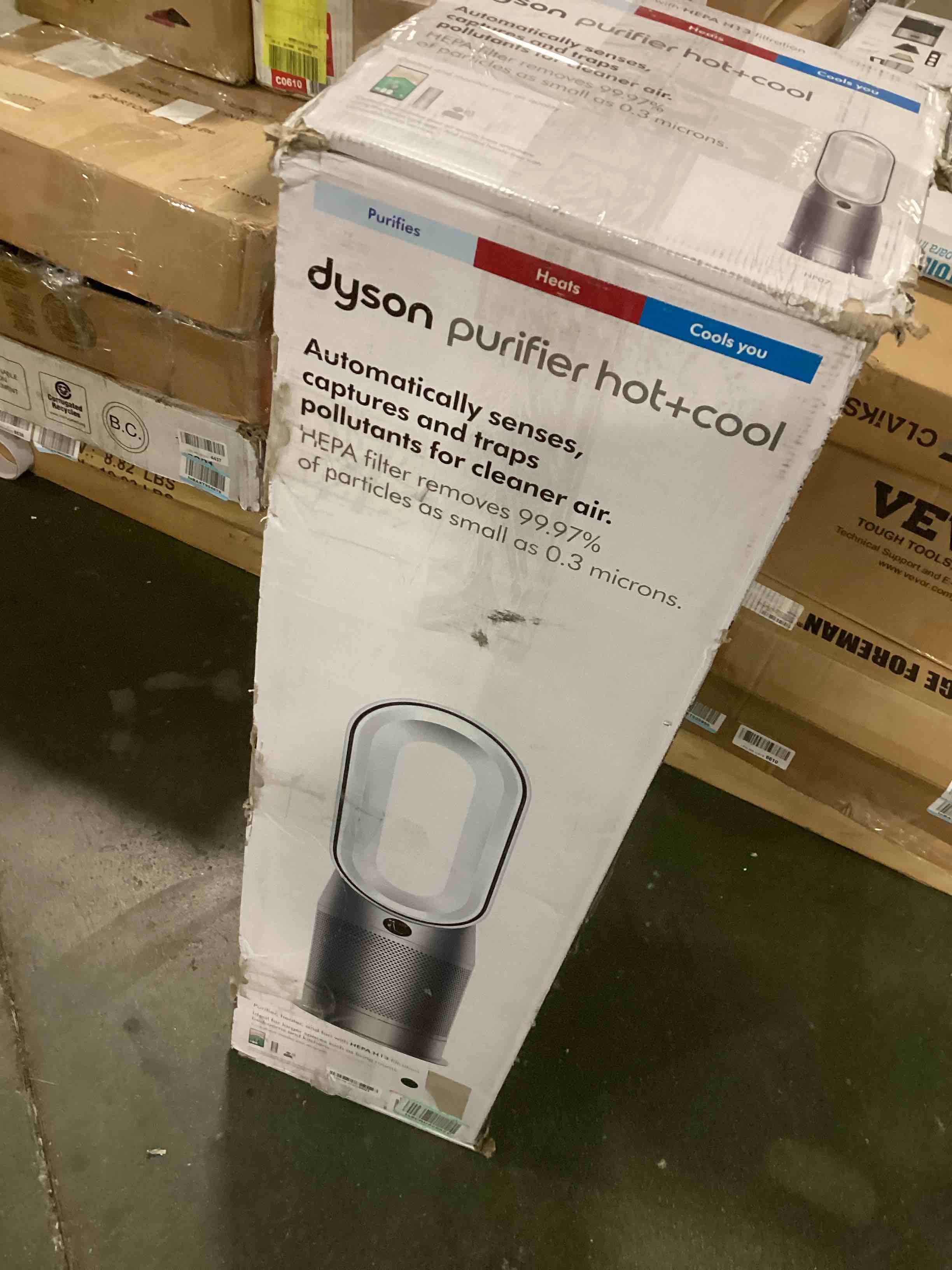 https://s3.amazonaws.com/lotting-images-prod/bidfta/RED5866268_1709037213896.jpeg