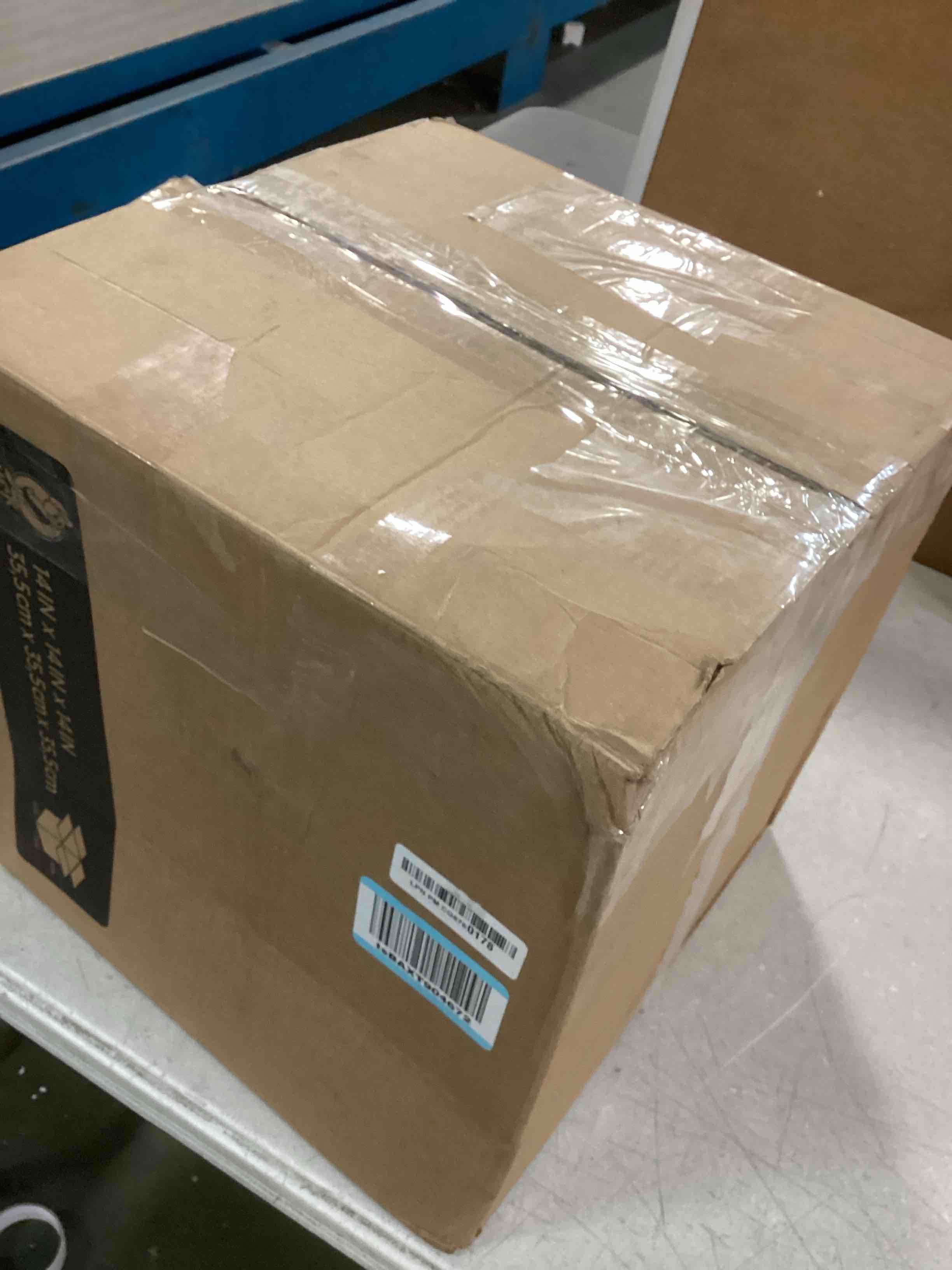 https://s3.amazonaws.com/lotting-images-prod/bidfta/RED5866304_1709041221392.jpeg