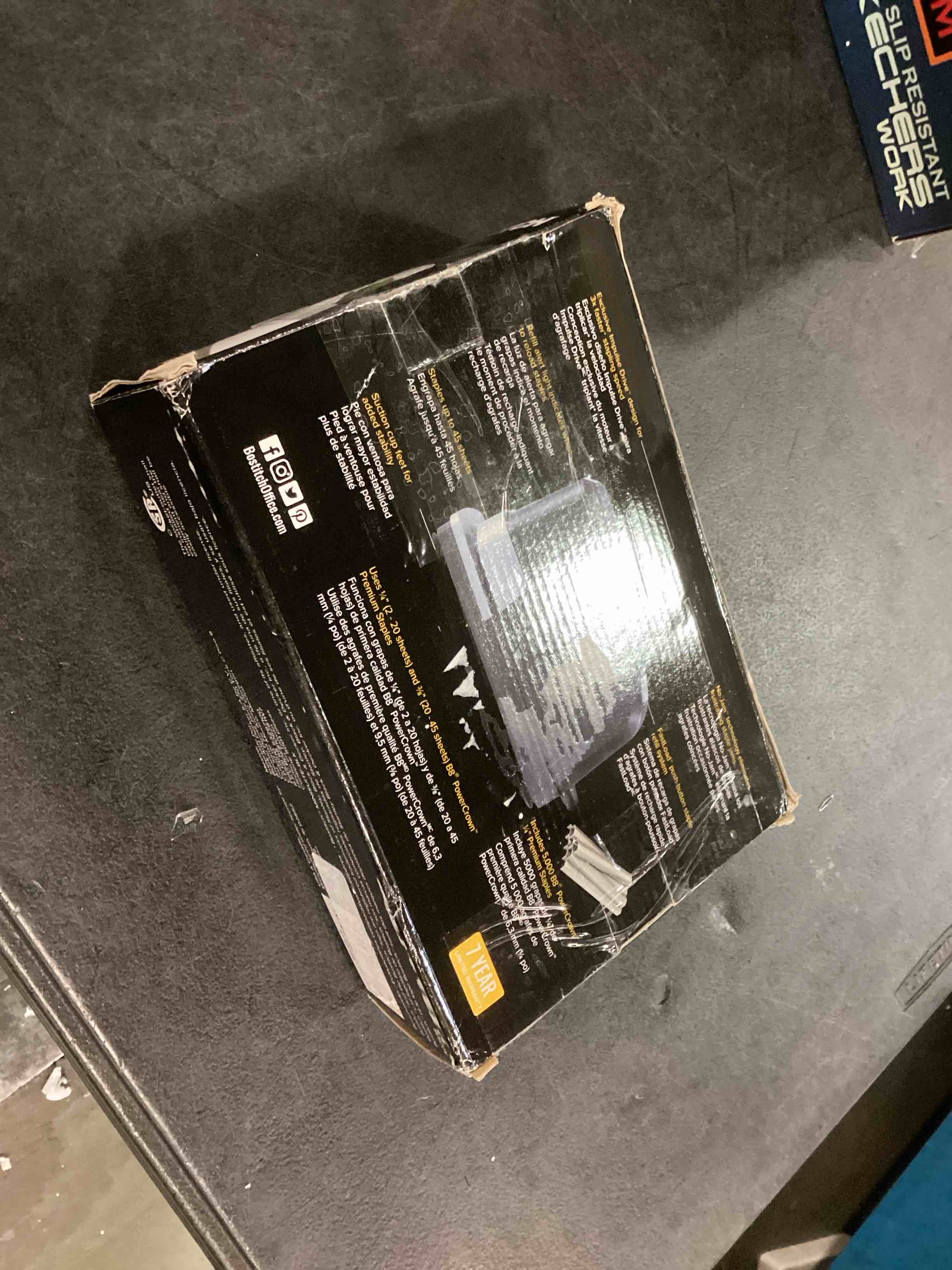 https://s3.amazonaws.com/lotting-images-prod/bidfta/RED5866562_1709134602114.jpeg