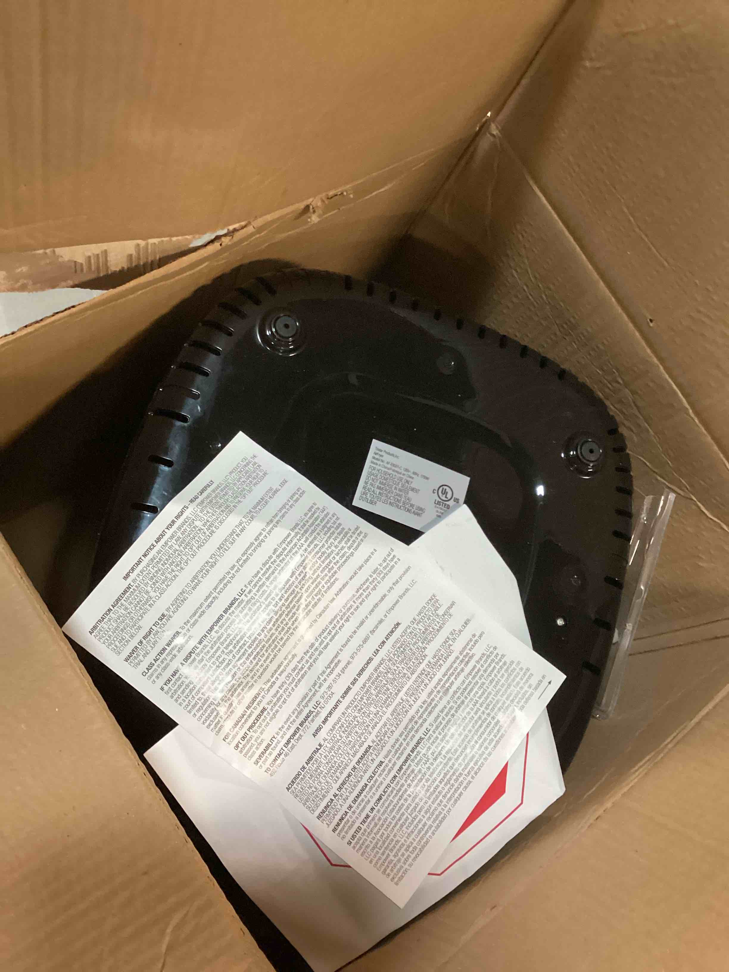 https://s3.amazonaws.com/lotting-images-prod/bidfta/RED5867075_1708603854700.jpeg