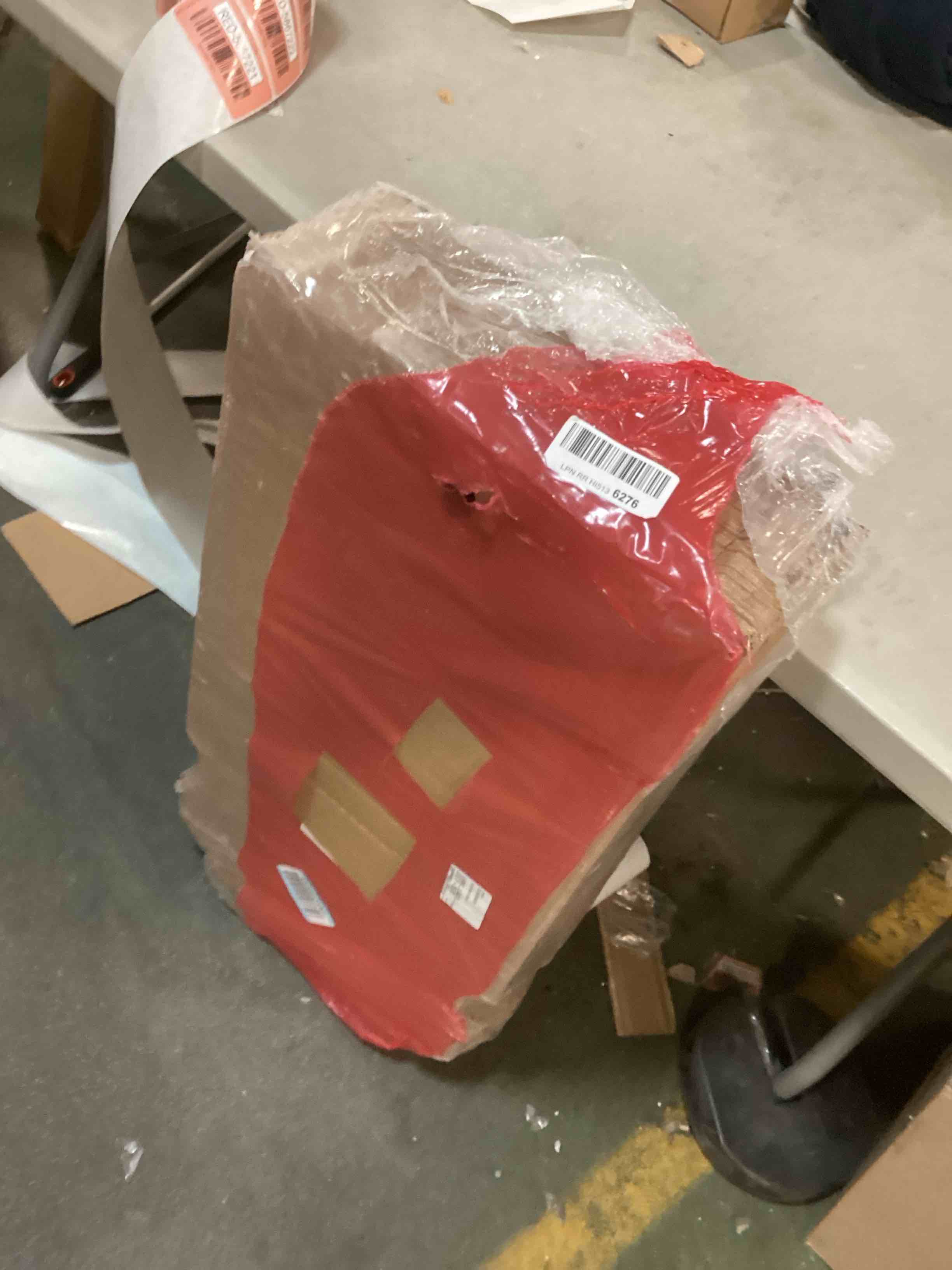 https://s3.amazonaws.com/lotting-images-prod/bidfta/RED5867221_1708622246769.jpeg