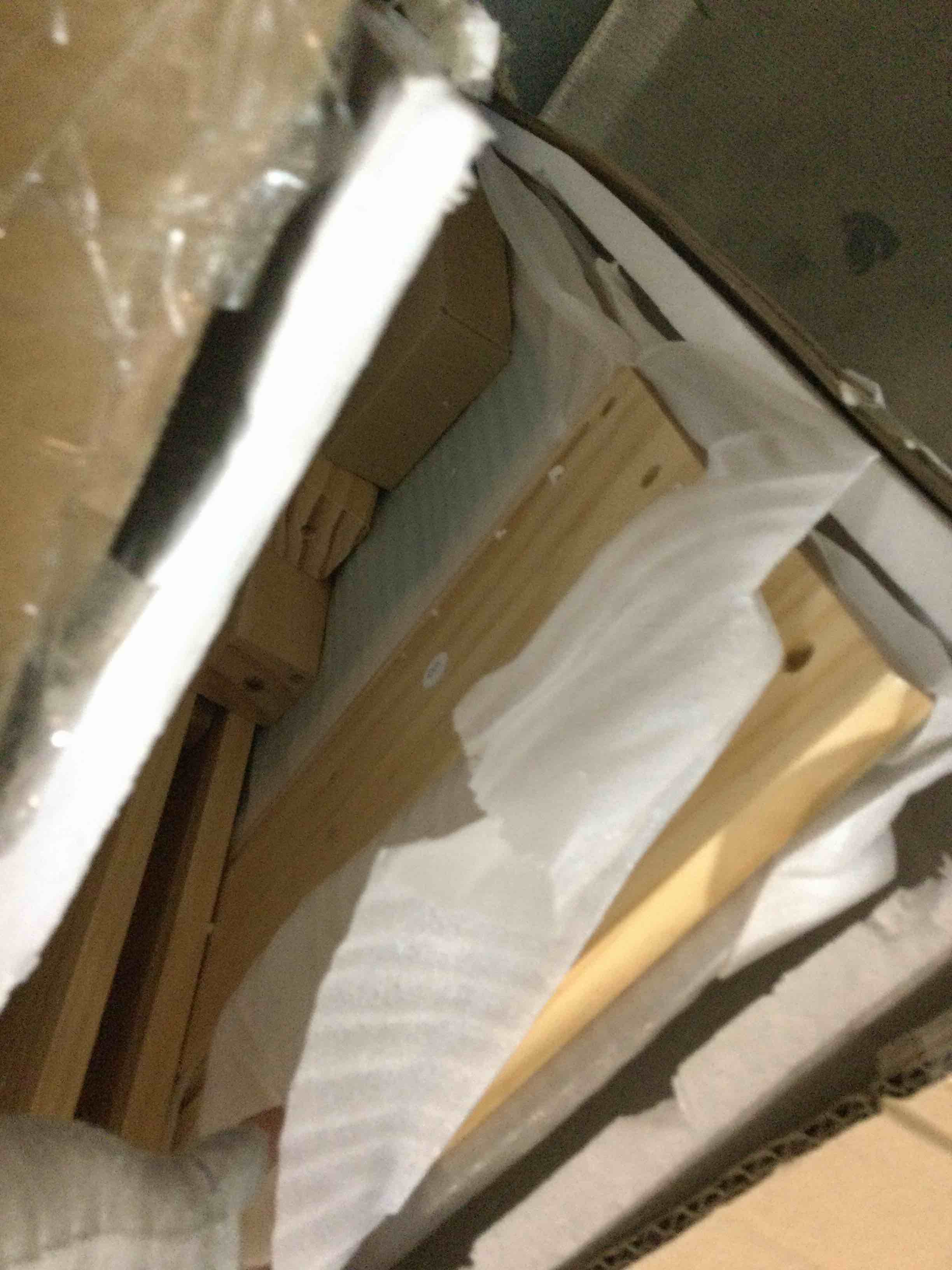 https://s3.amazonaws.com/lotting-images-prod/bidfta/RED5867689_1708780629977.jpeg