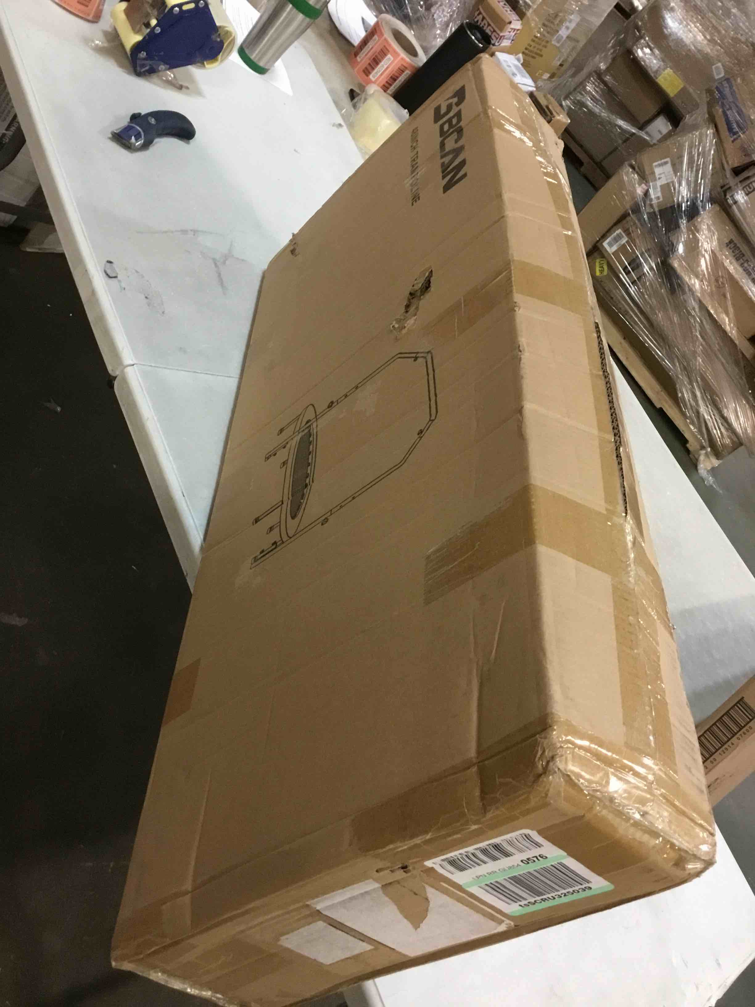 https://s3.amazonaws.com/lotting-images-prod/bidfta/RED5867939_1708949989530.jpeg