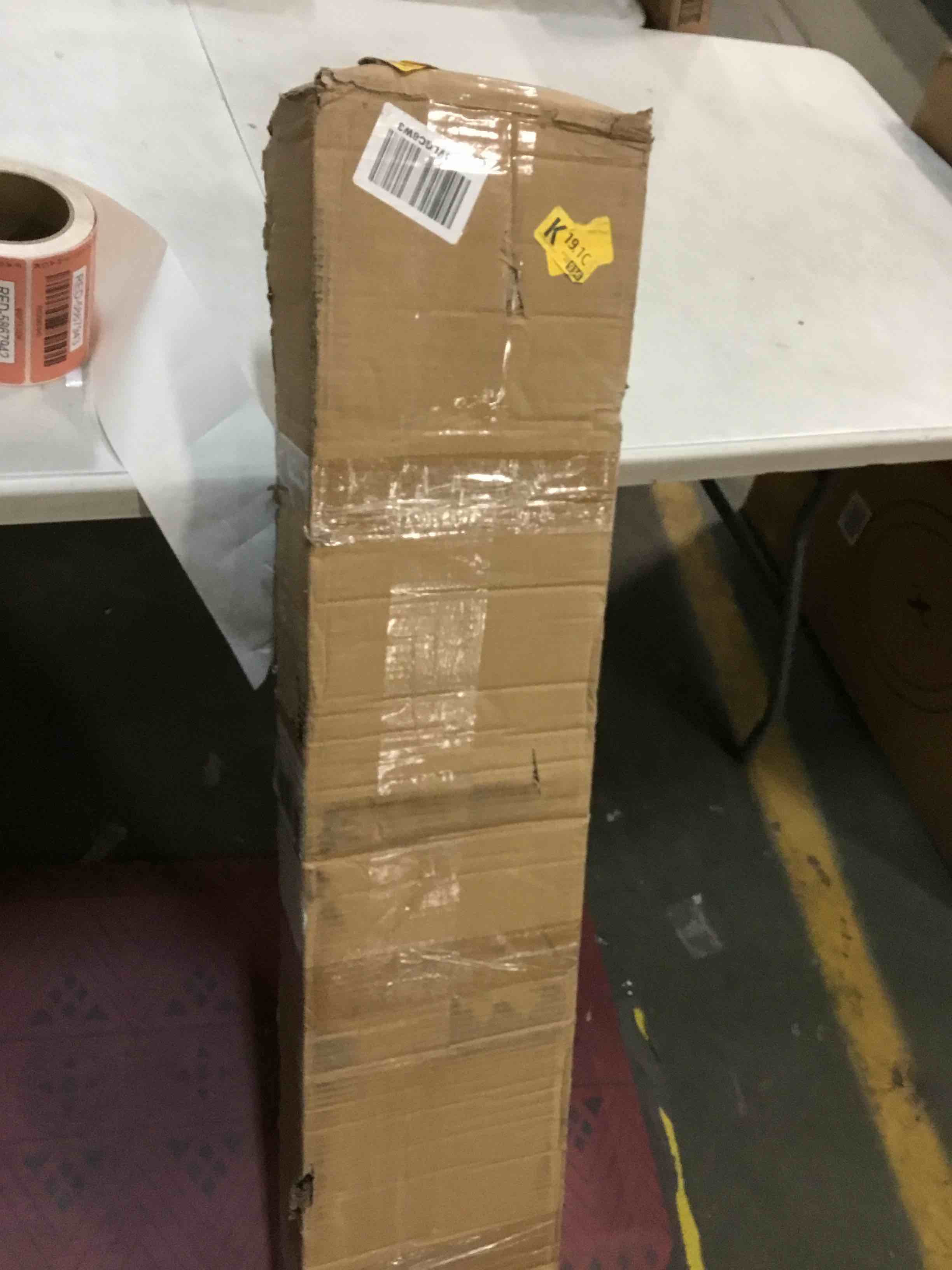 https://s3.amazonaws.com/lotting-images-prod/bidfta/RED5867942_1708950384928.jpeg