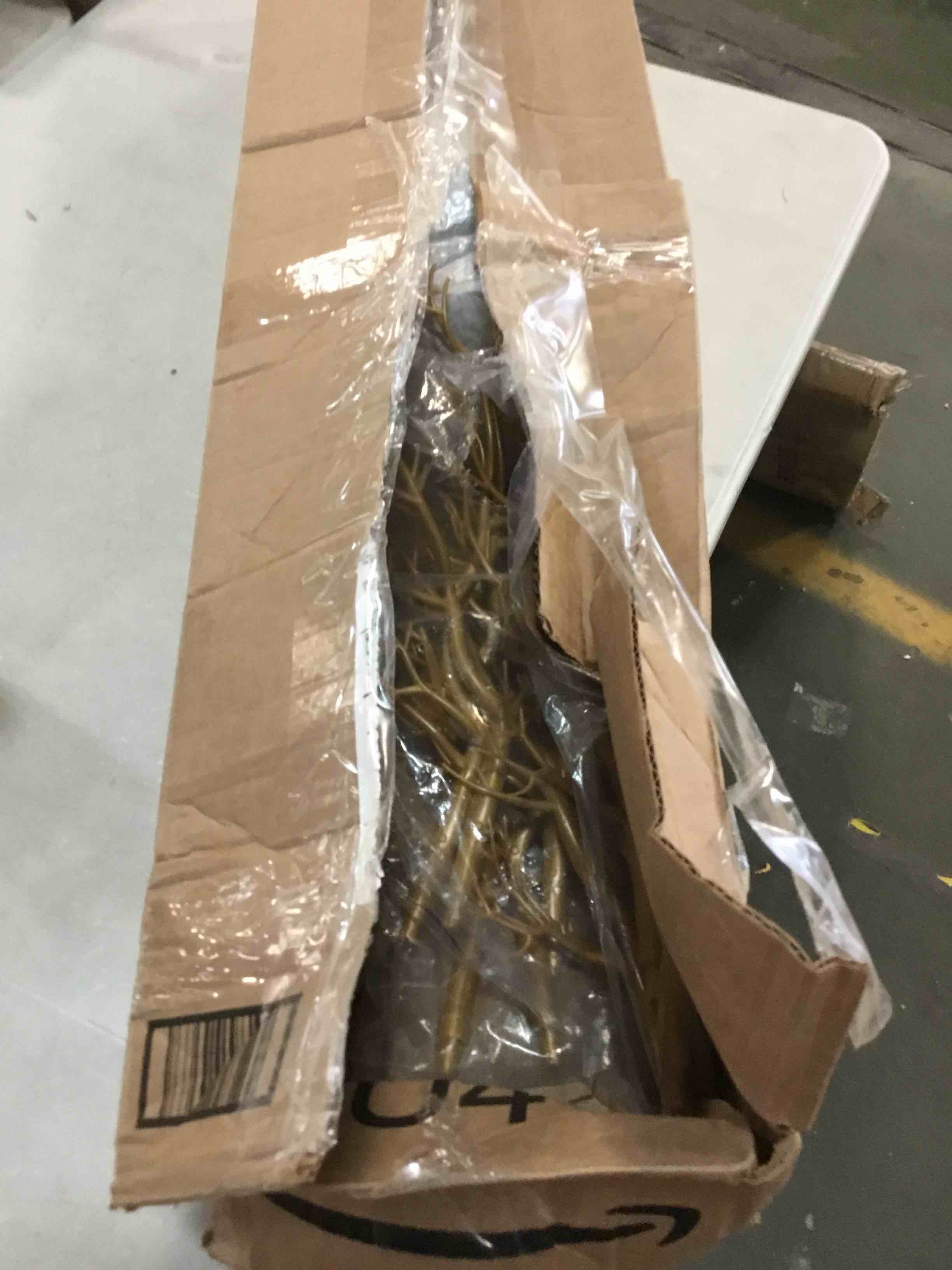 https://s3.amazonaws.com/lotting-images-prod/bidfta/RED5868077_1708966346450.jpeg