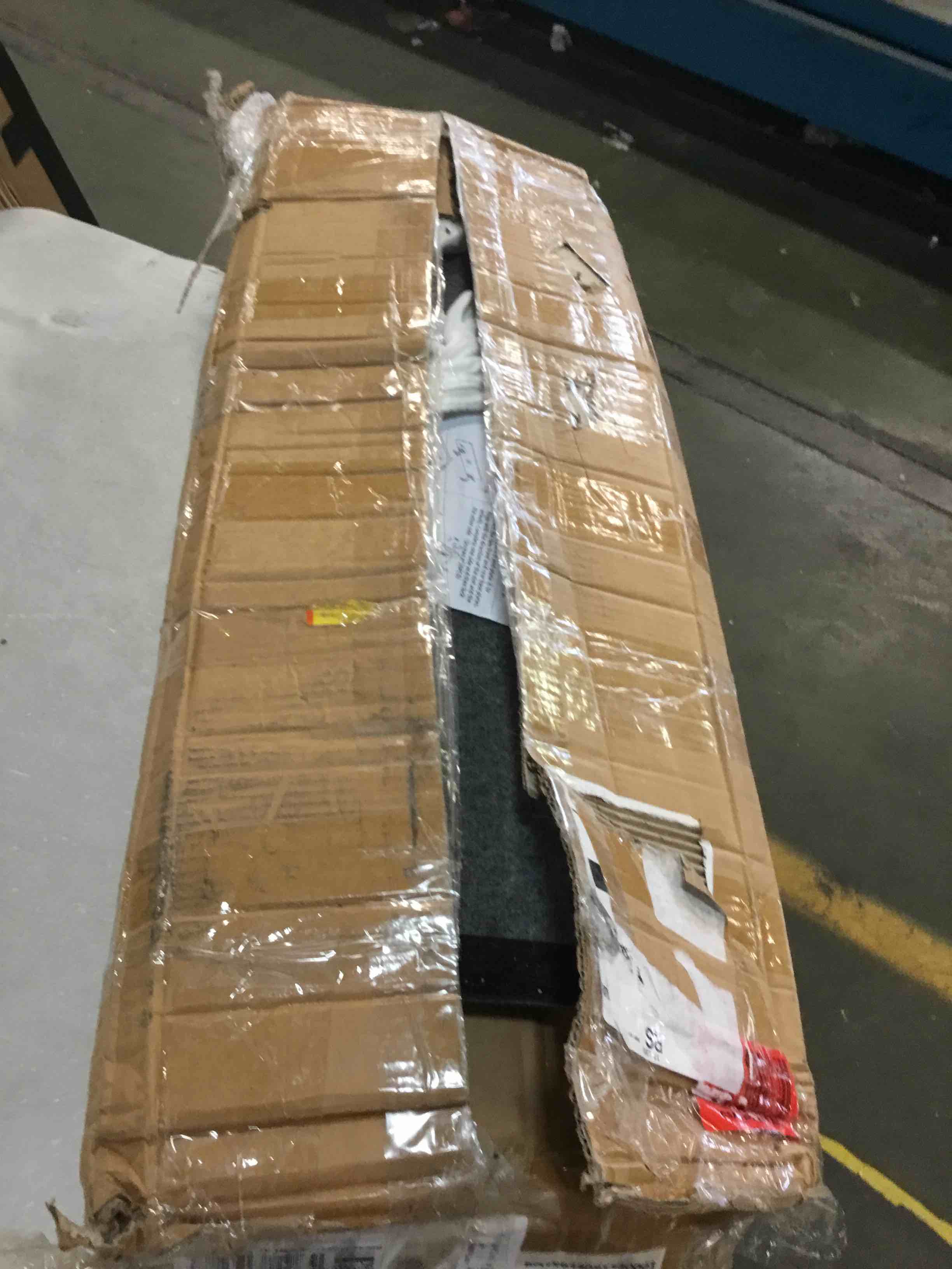 https://s3.amazonaws.com/lotting-images-prod/bidfta/RED5868079_1708966659312.jpeg