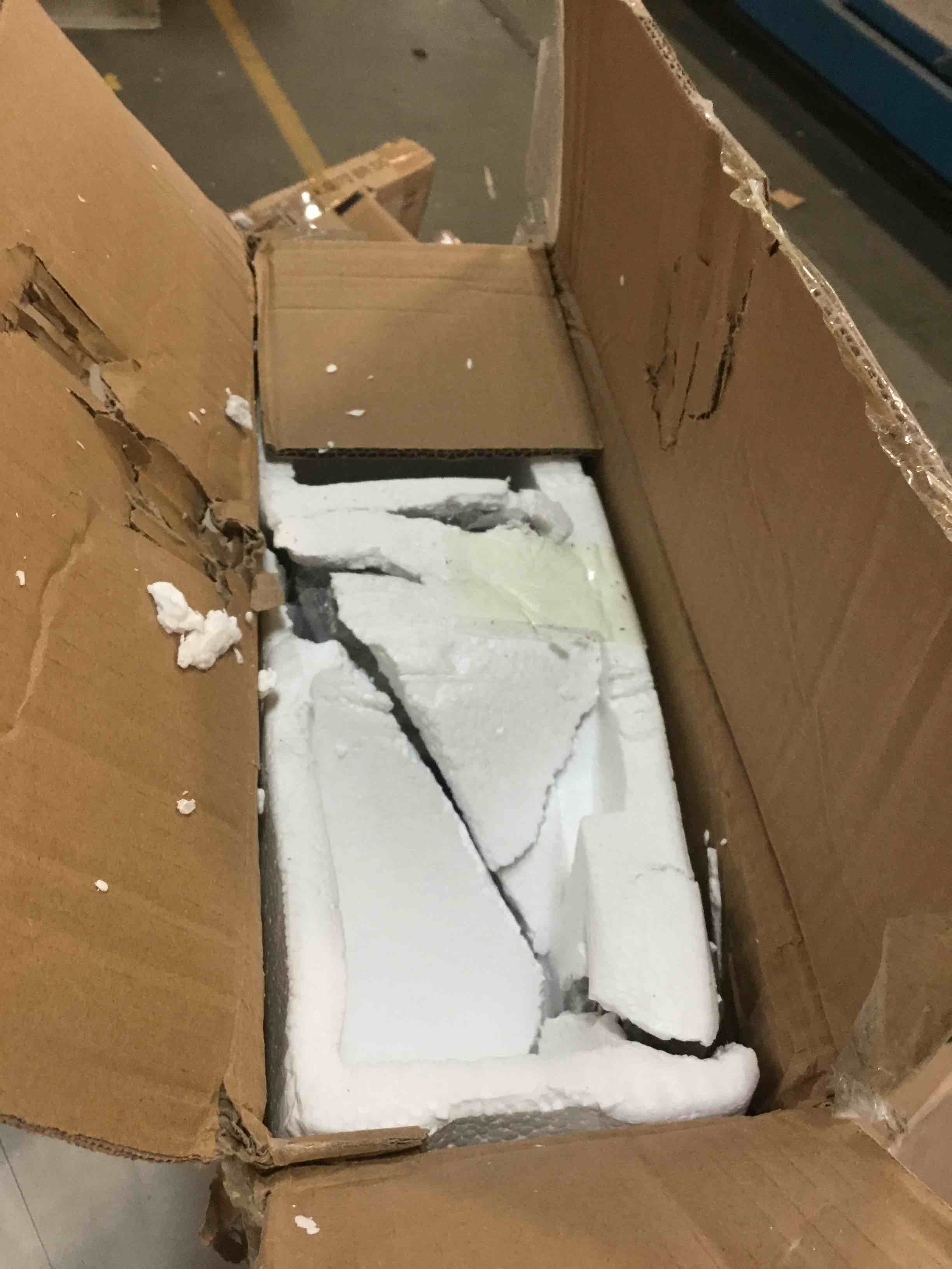 https://s3.amazonaws.com/lotting-images-prod/bidfta/RED5868087_1708967635484.jpeg