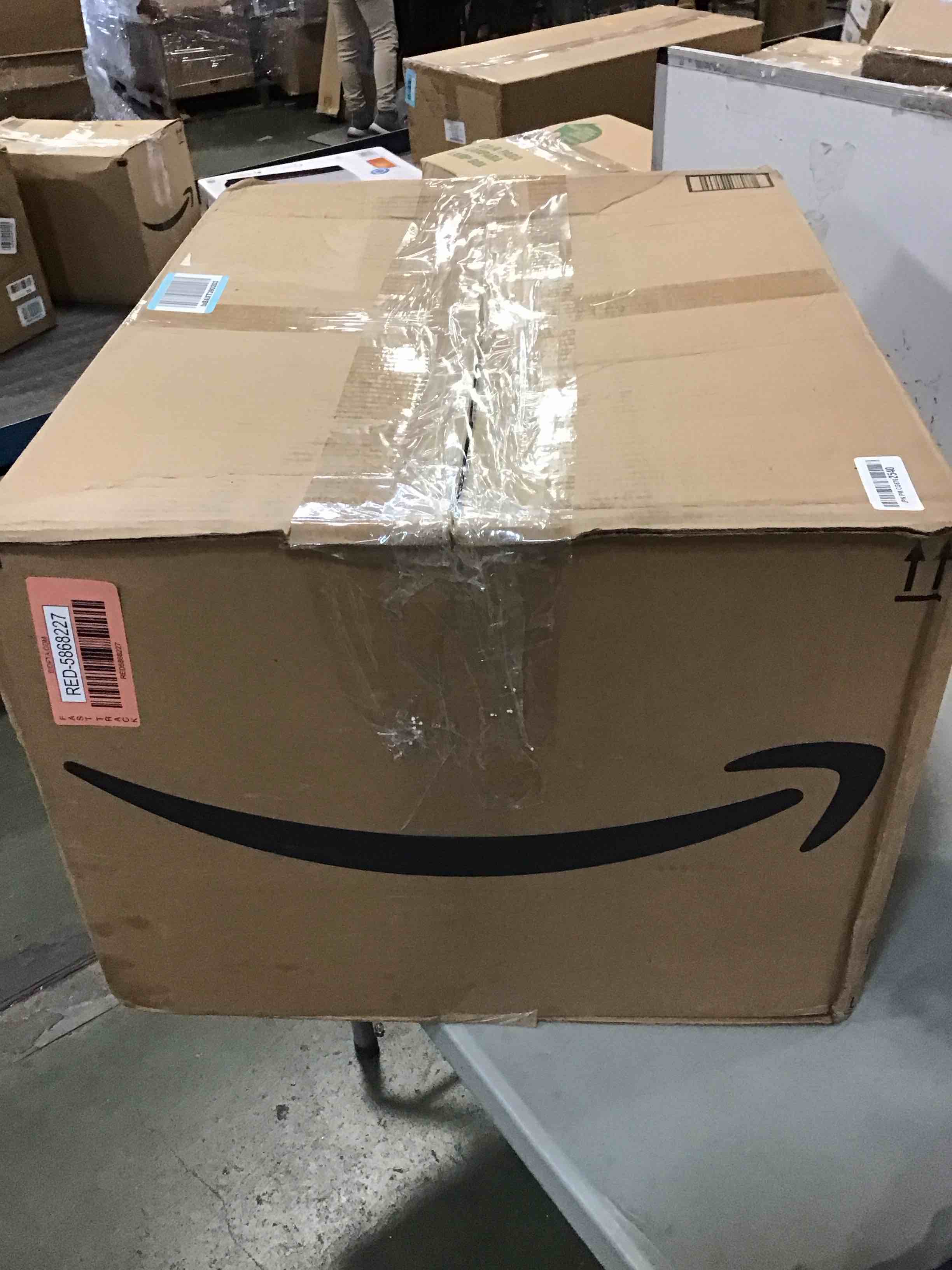 https://s3.amazonaws.com/lotting-images-prod/bidfta/RED5868227_1709041656470.jpeg