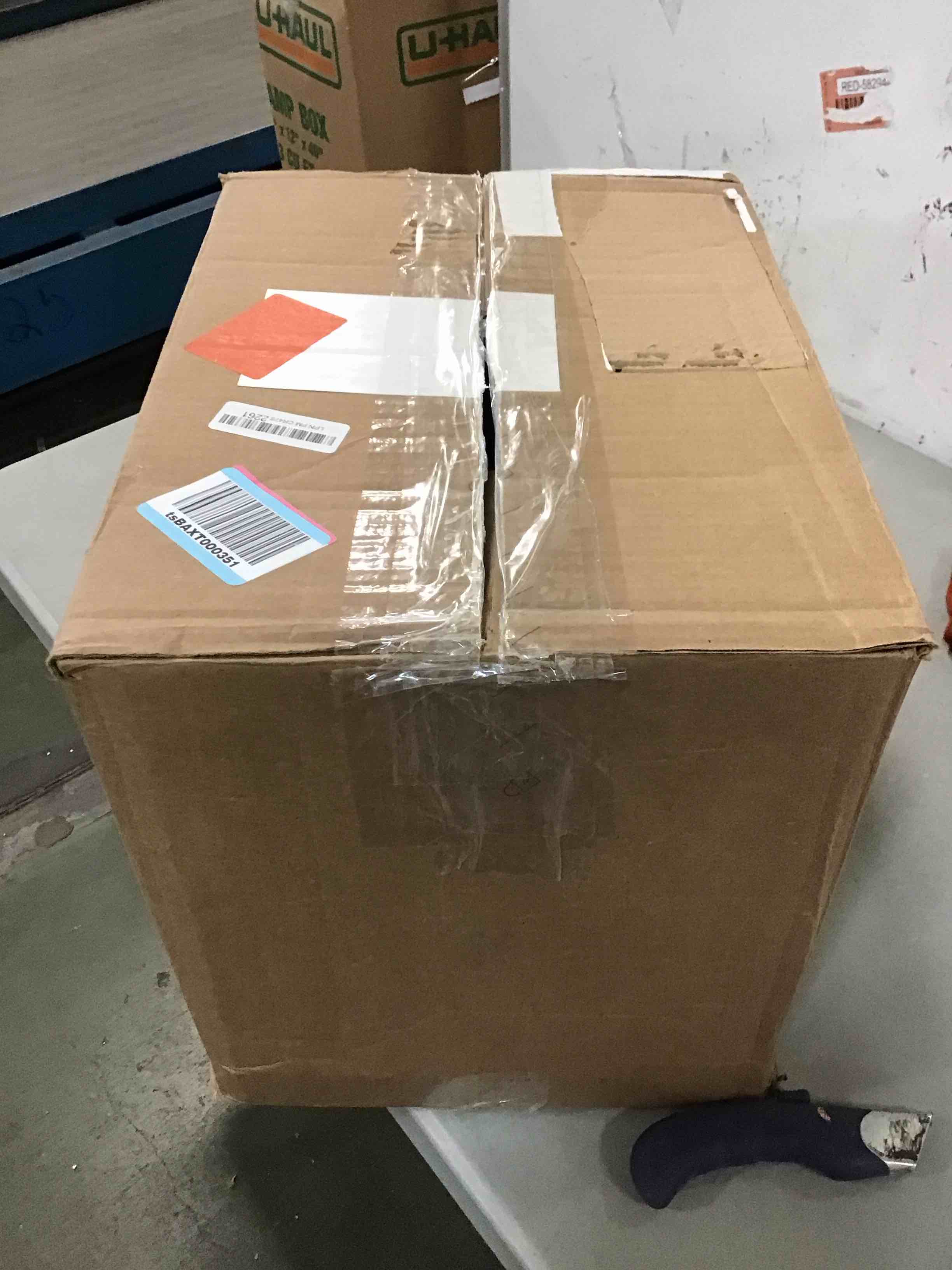 https://s3.amazonaws.com/lotting-images-prod/bidfta/RED5868233_1709042488551.jpeg
