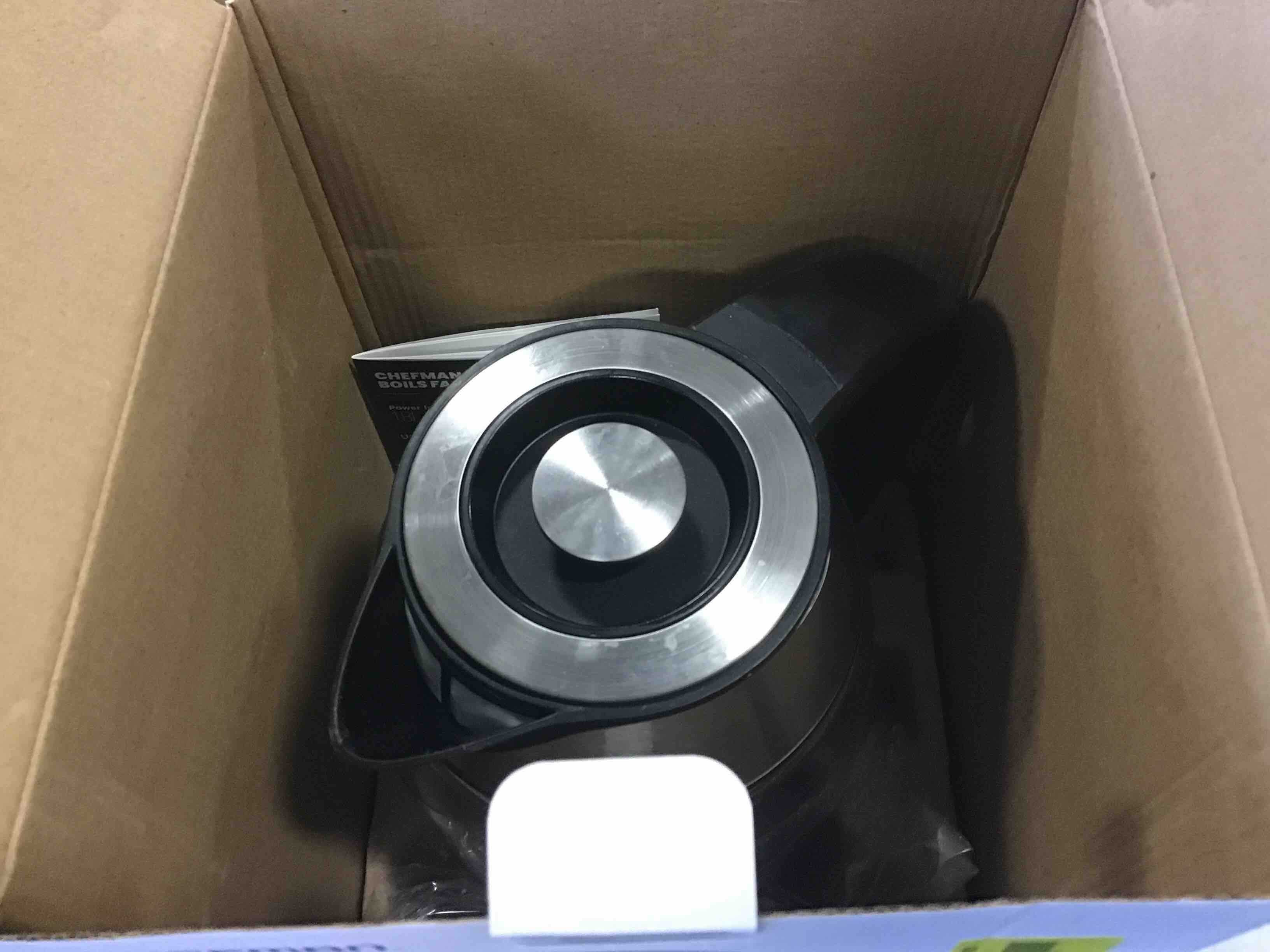 https://s3.amazonaws.com/lotting-images-prod/bidfta/RED5870481_1708968980774.jpeg