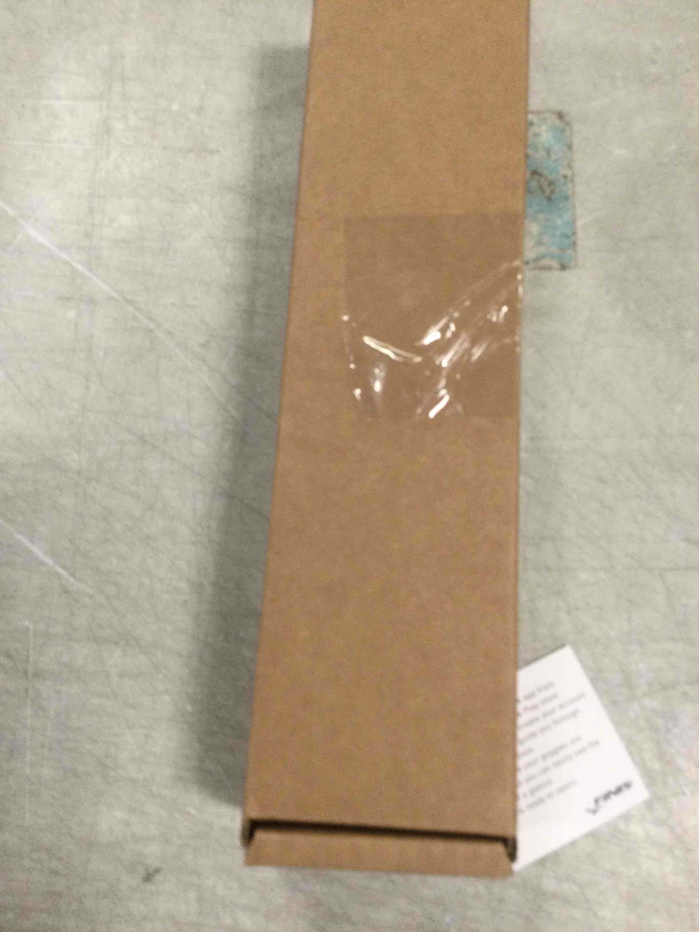 https://s3.amazonaws.com/lotting-images-prod/bidfta/RED5870948_1709136384032.jpeg