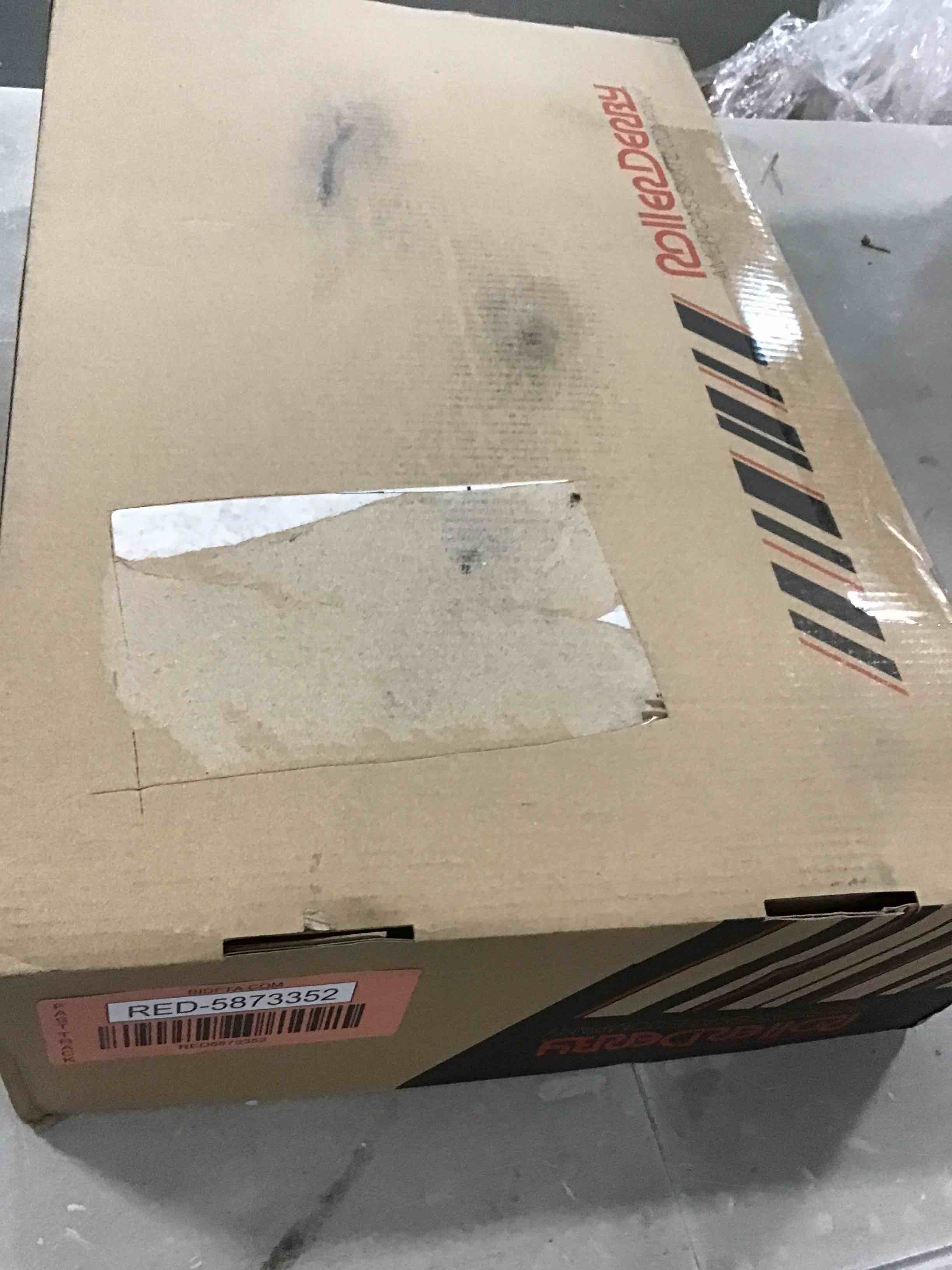 https://s3.amazonaws.com/lotting-images-prod/bidfta/RED5873352_1708698444910.jpeg
