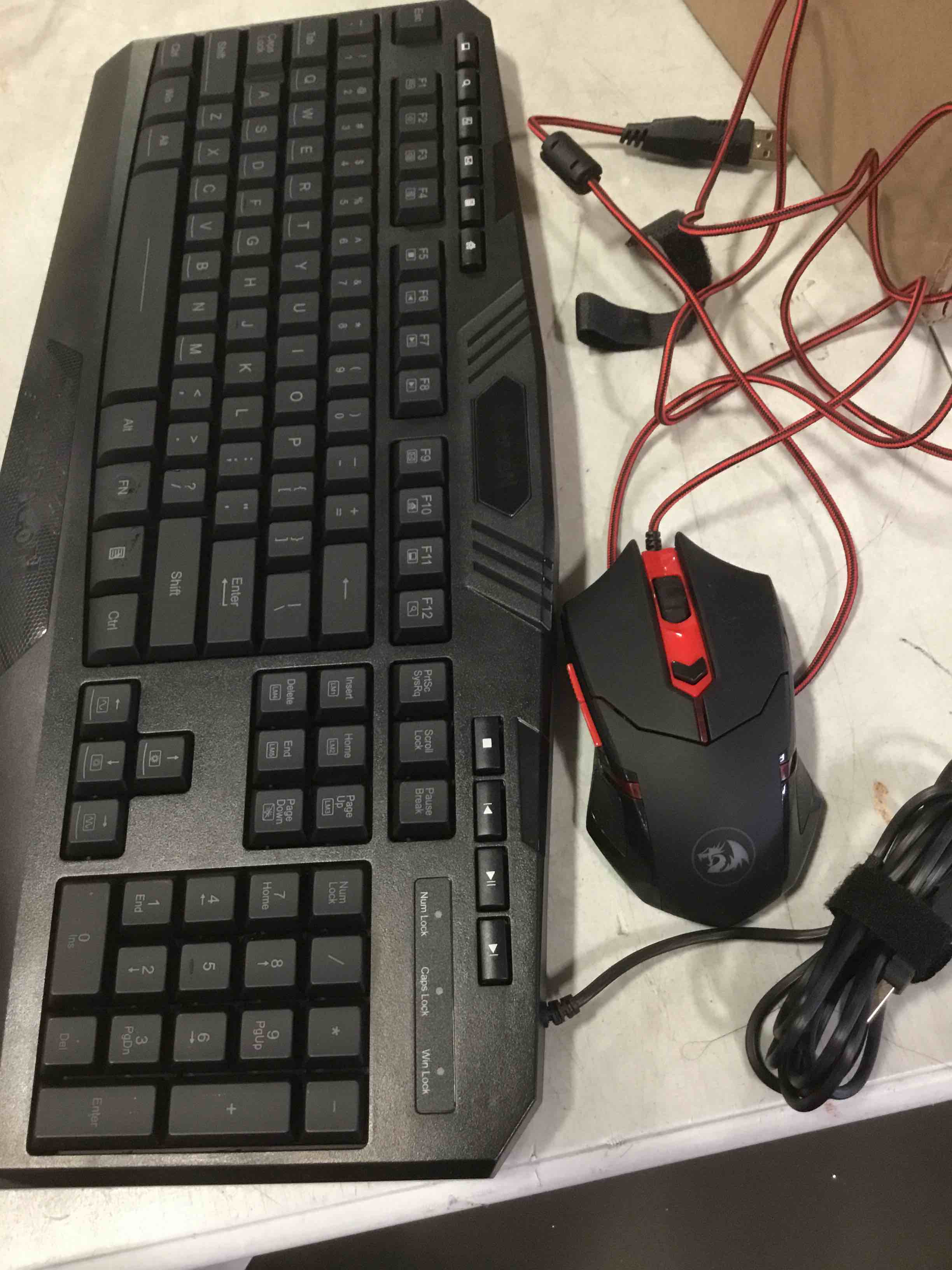 https://s3.amazonaws.com/lotting-images-prod/bidfta/RED5873650_1708803736661.jpeg