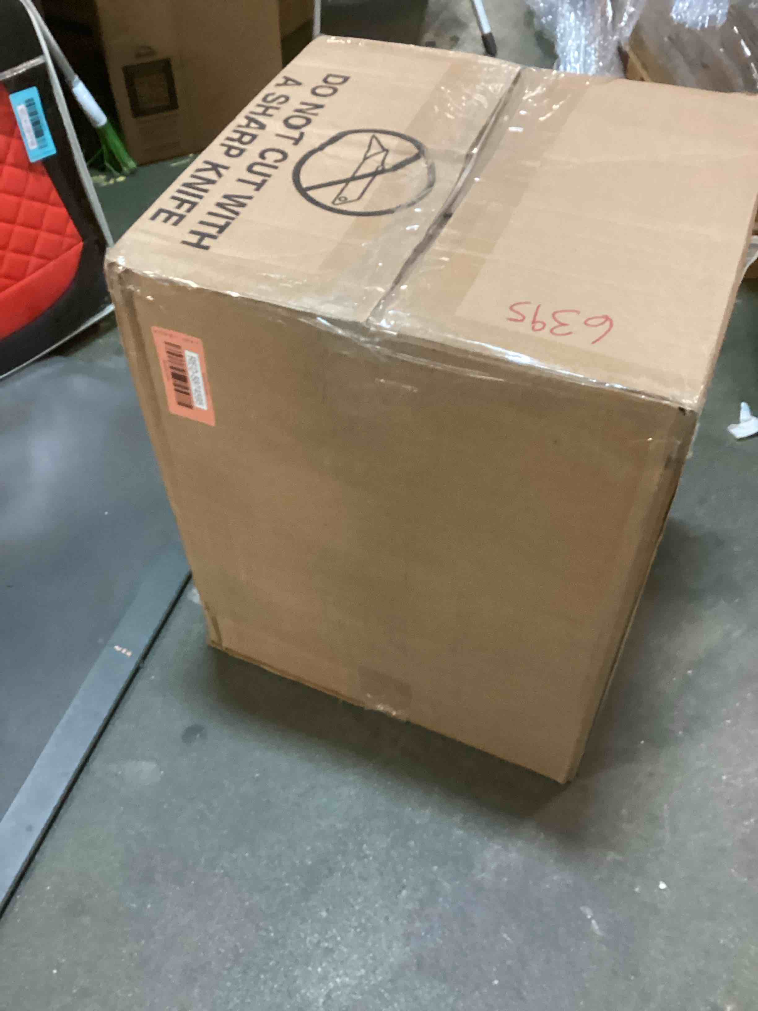 https://s3.amazonaws.com/lotting-images-prod/bidfta/RED5874595_1708780942420.jpeg