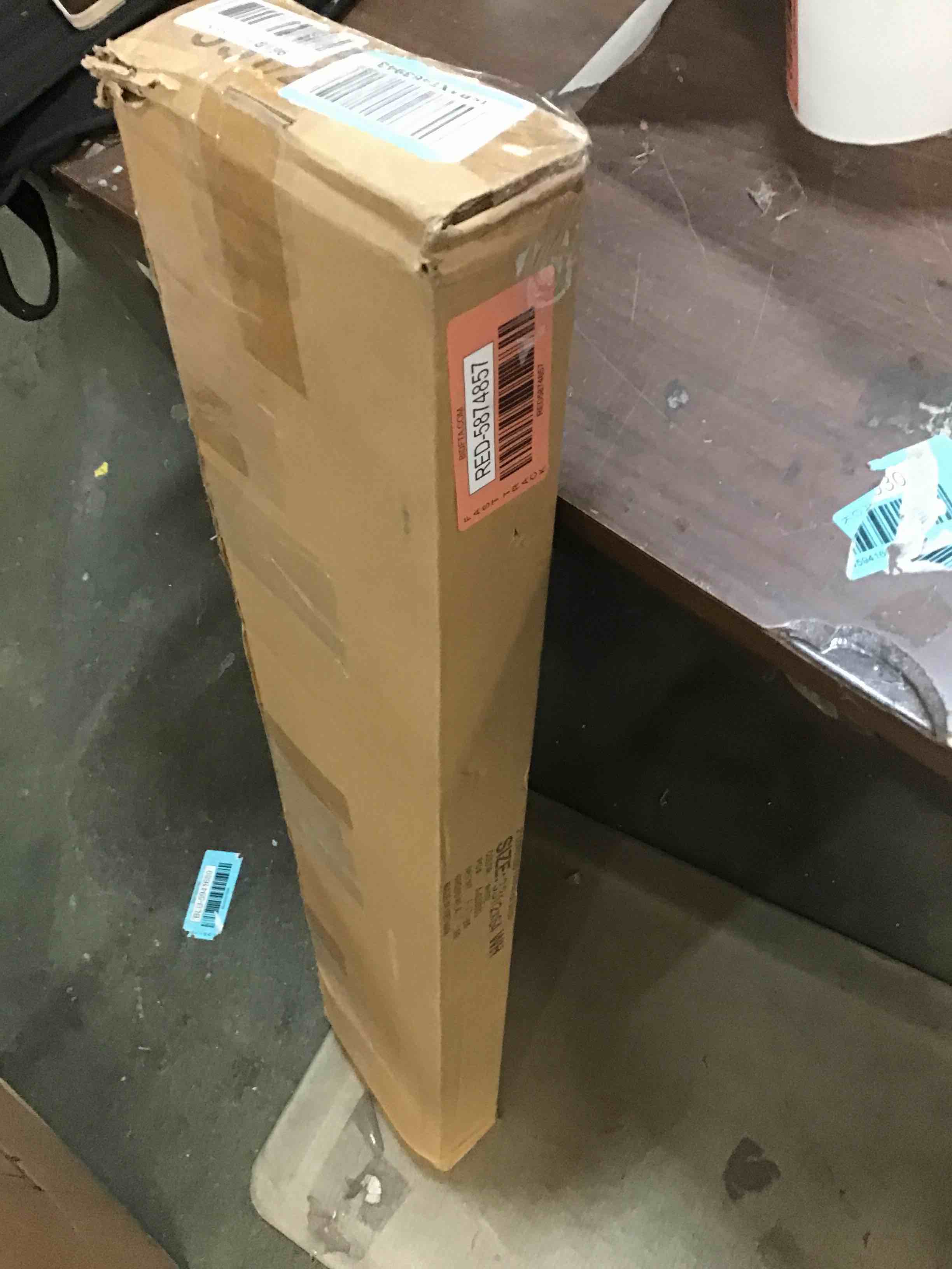 https://s3.amazonaws.com/lotting-images-prod/bidfta/RED5874857_1708950722594.jpeg