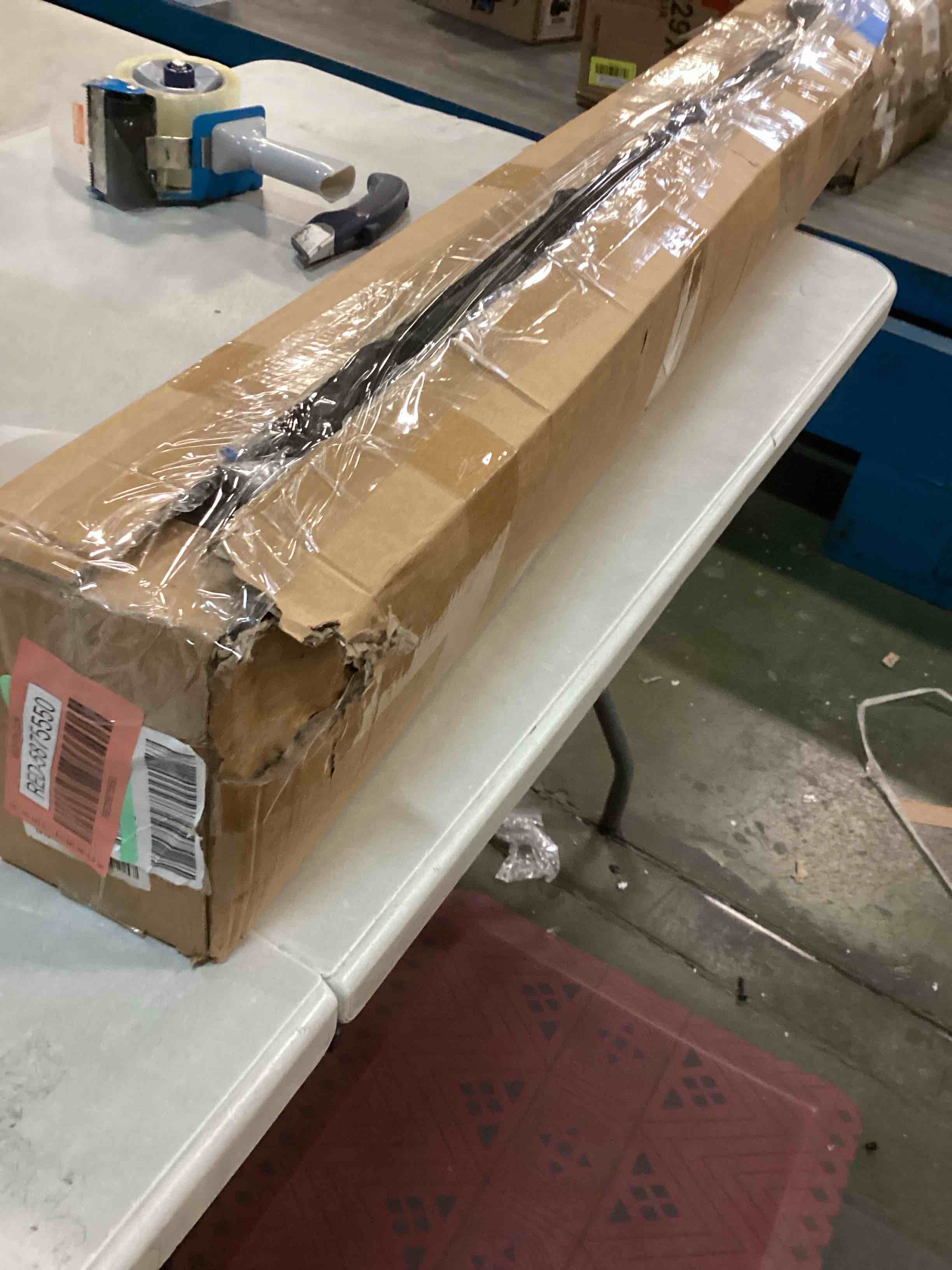 https://s3.amazonaws.com/lotting-images-prod/bidfta/RED5875550_1709146744981.jpeg