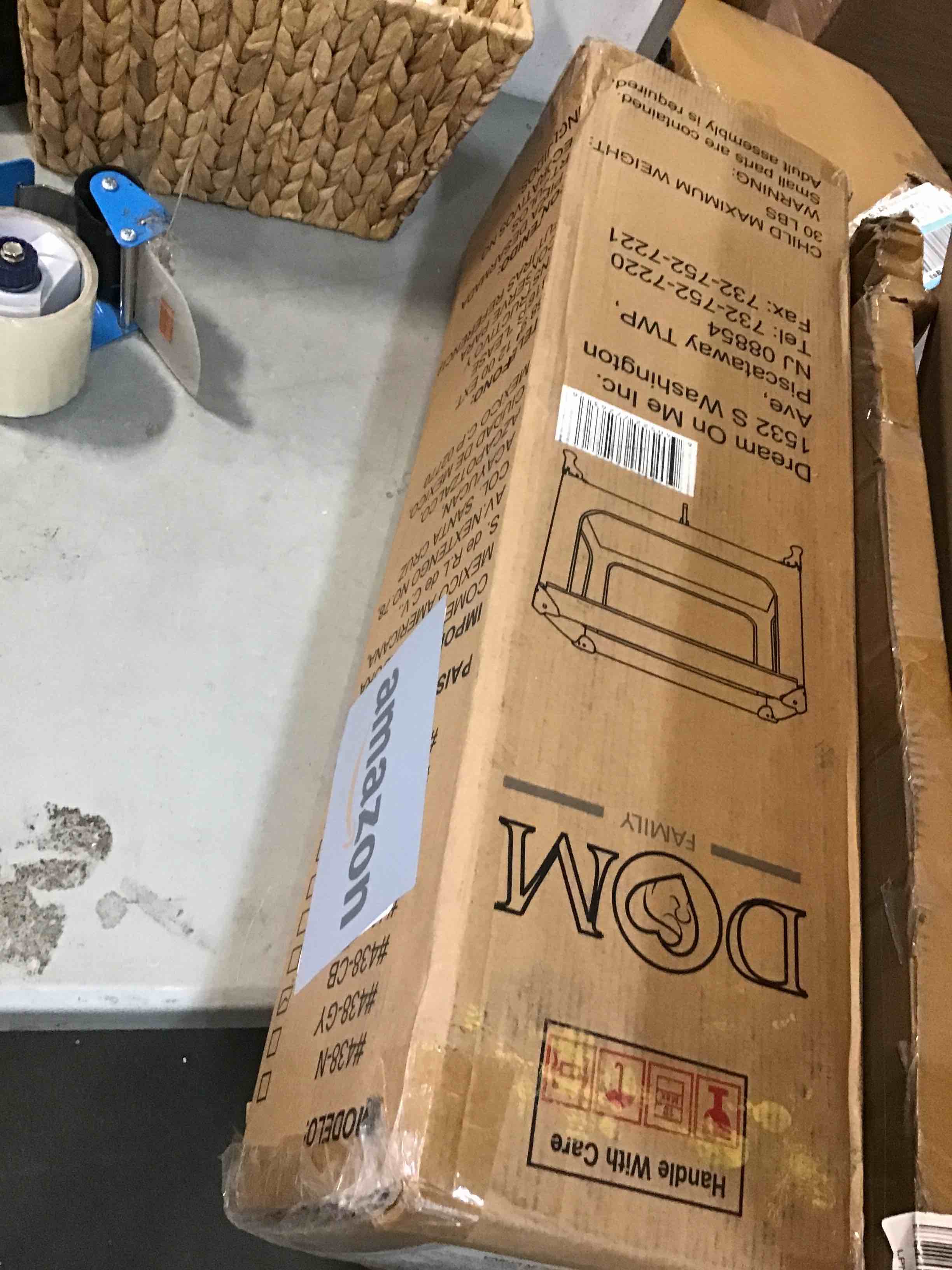https://s3.amazonaws.com/lotting-images-prod/bidfta/RED5875685_1709213934913.jpeg