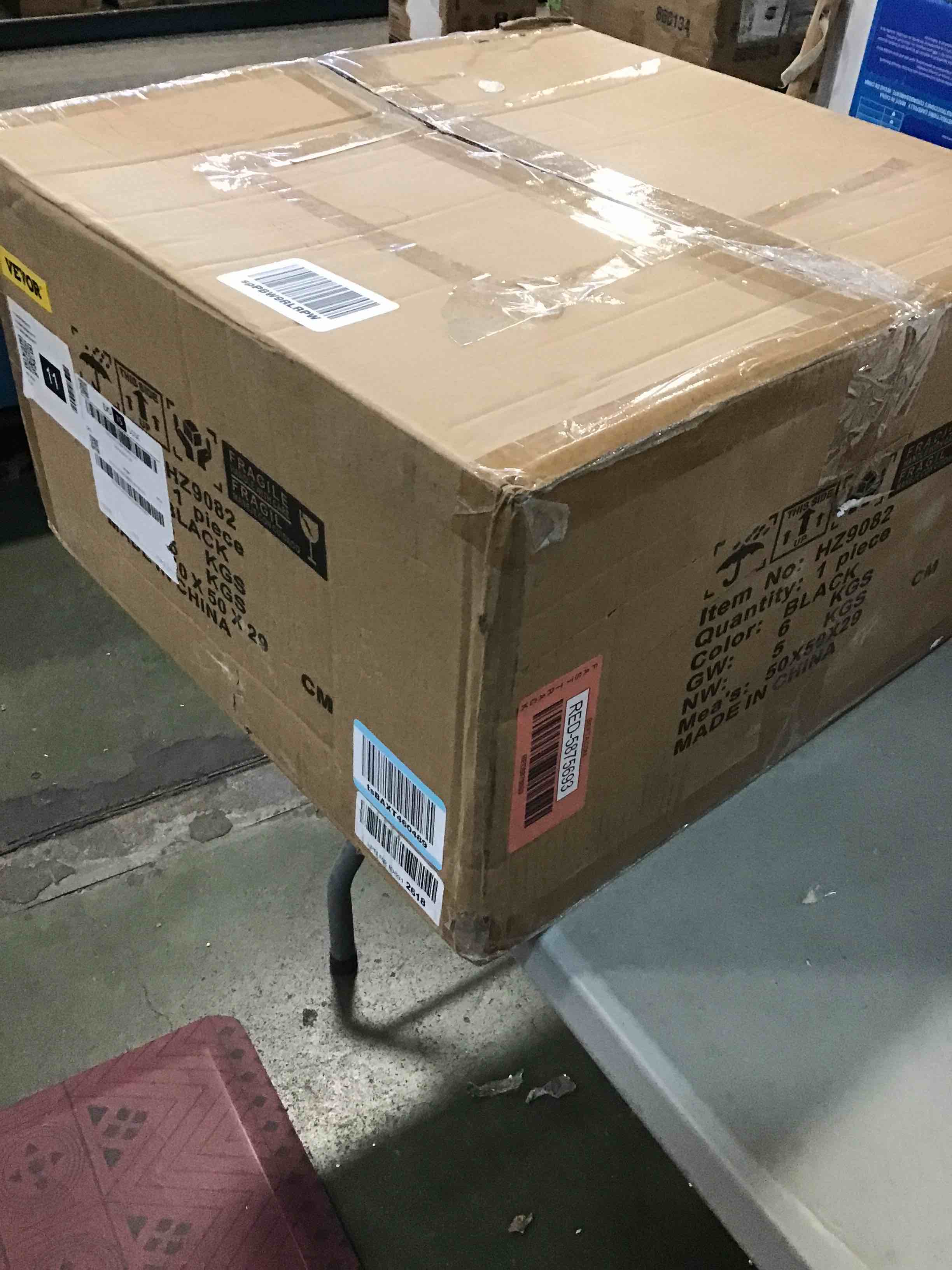 https://s3.amazonaws.com/lotting-images-prod/bidfta/RED5875693_1709214635799.jpeg