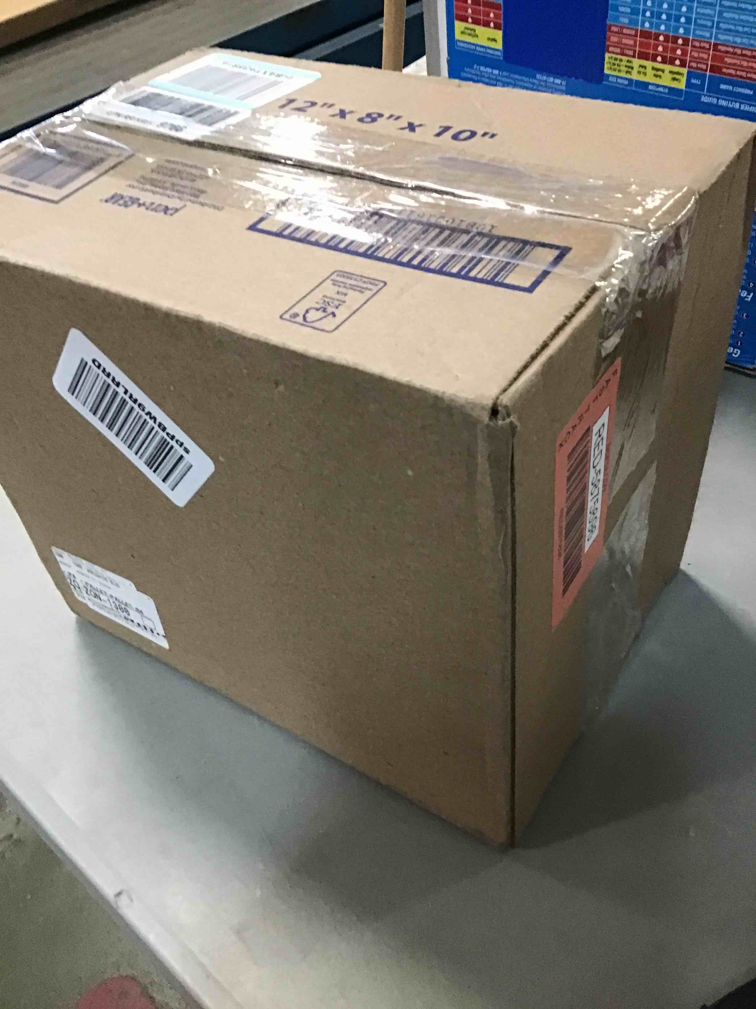 https://s3.amazonaws.com/lotting-images-prod/bidfta/RED5875696_1709214801038.jpeg