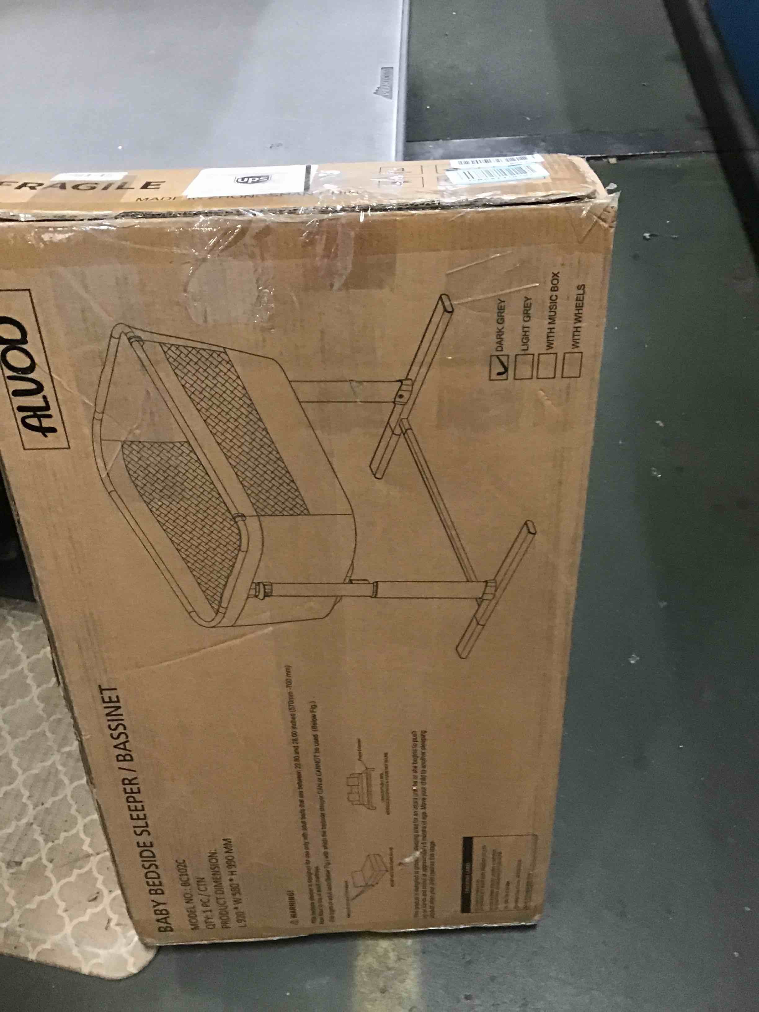 https://s3.amazonaws.com/lotting-images-prod/bidfta/RED5877500_1710946826688.jpeg