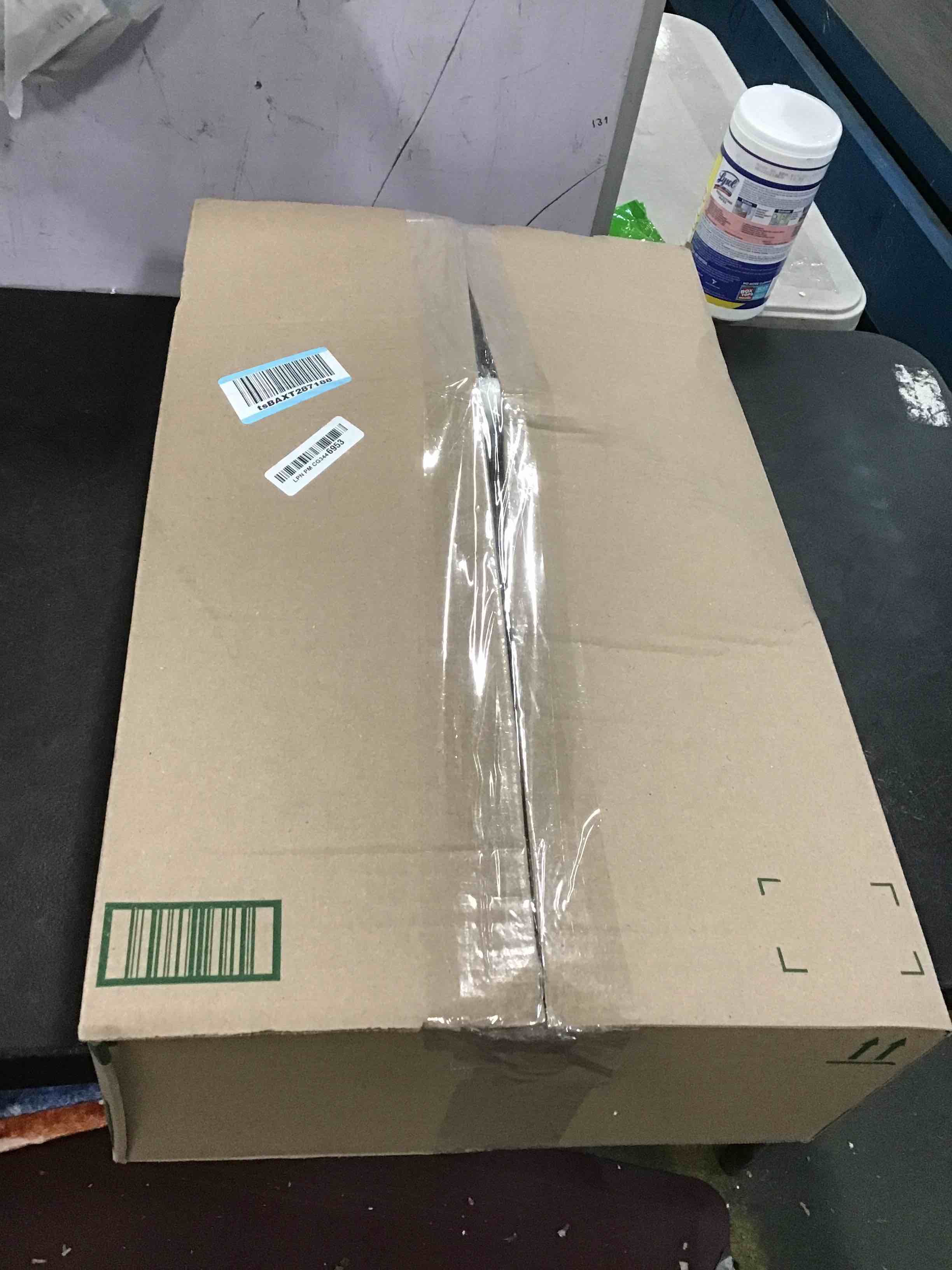 https://s3.amazonaws.com/lotting-images-prod/bidfta/RED5877961_1711124306790.jpeg