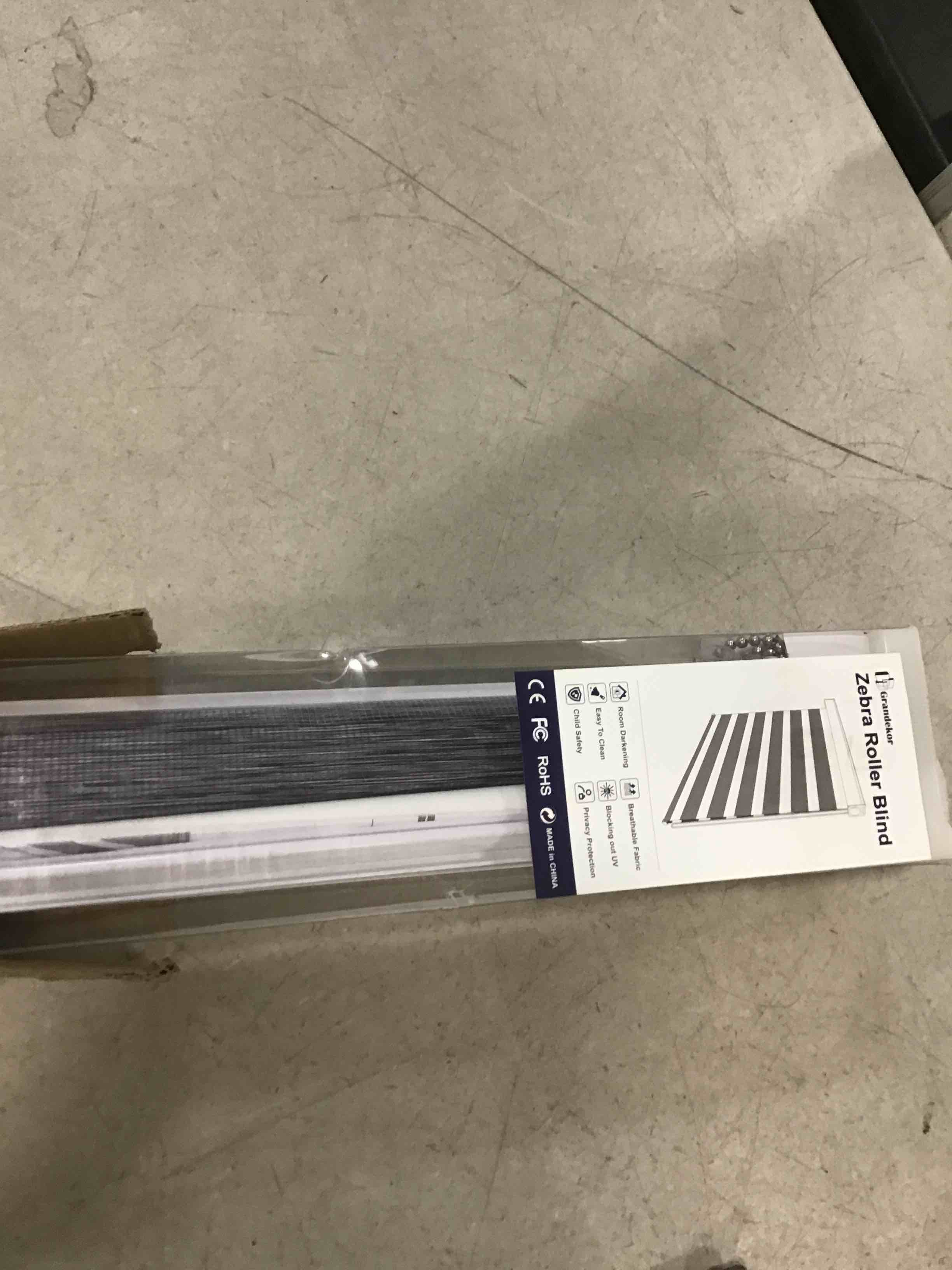https://s3.amazonaws.com/lotting-images-prod/bidfta/RED5878367_1711384221408.jpeg