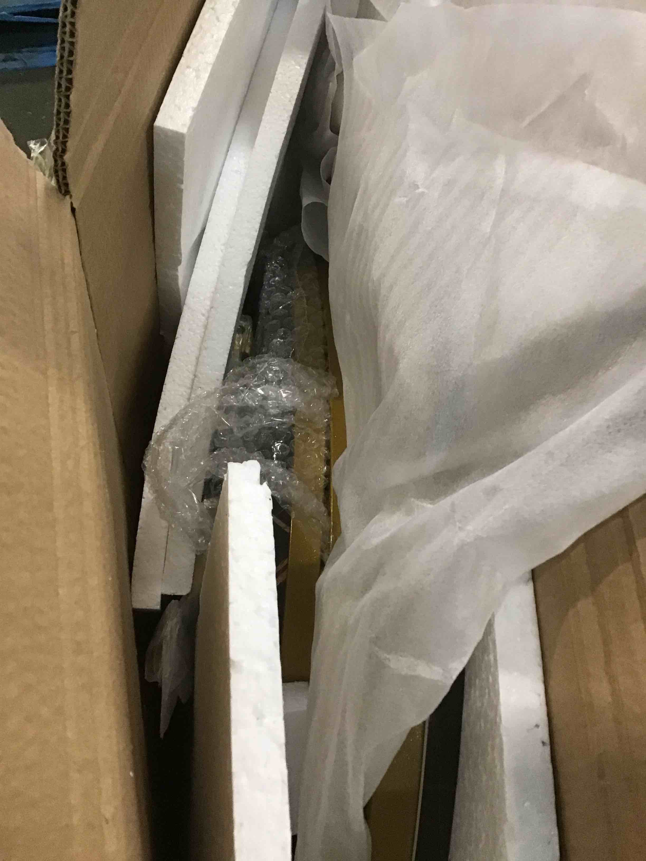 https://s3.amazonaws.com/lotting-images-prod/bidfta/RED5878624_1711480086906.jpeg