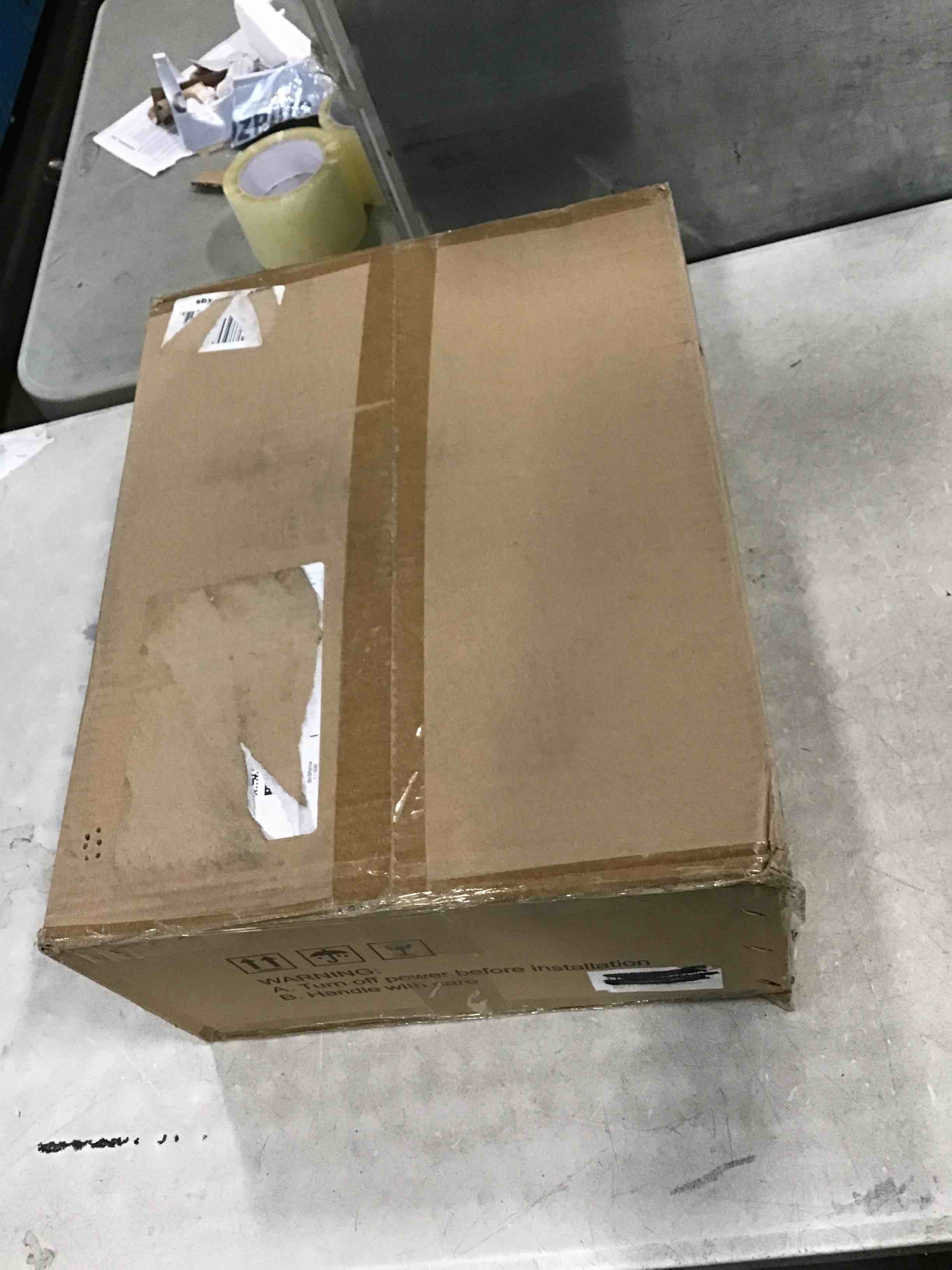https://s3.amazonaws.com/lotting-images-prod/bidfta/RED5878702_1711542554142.jpeg