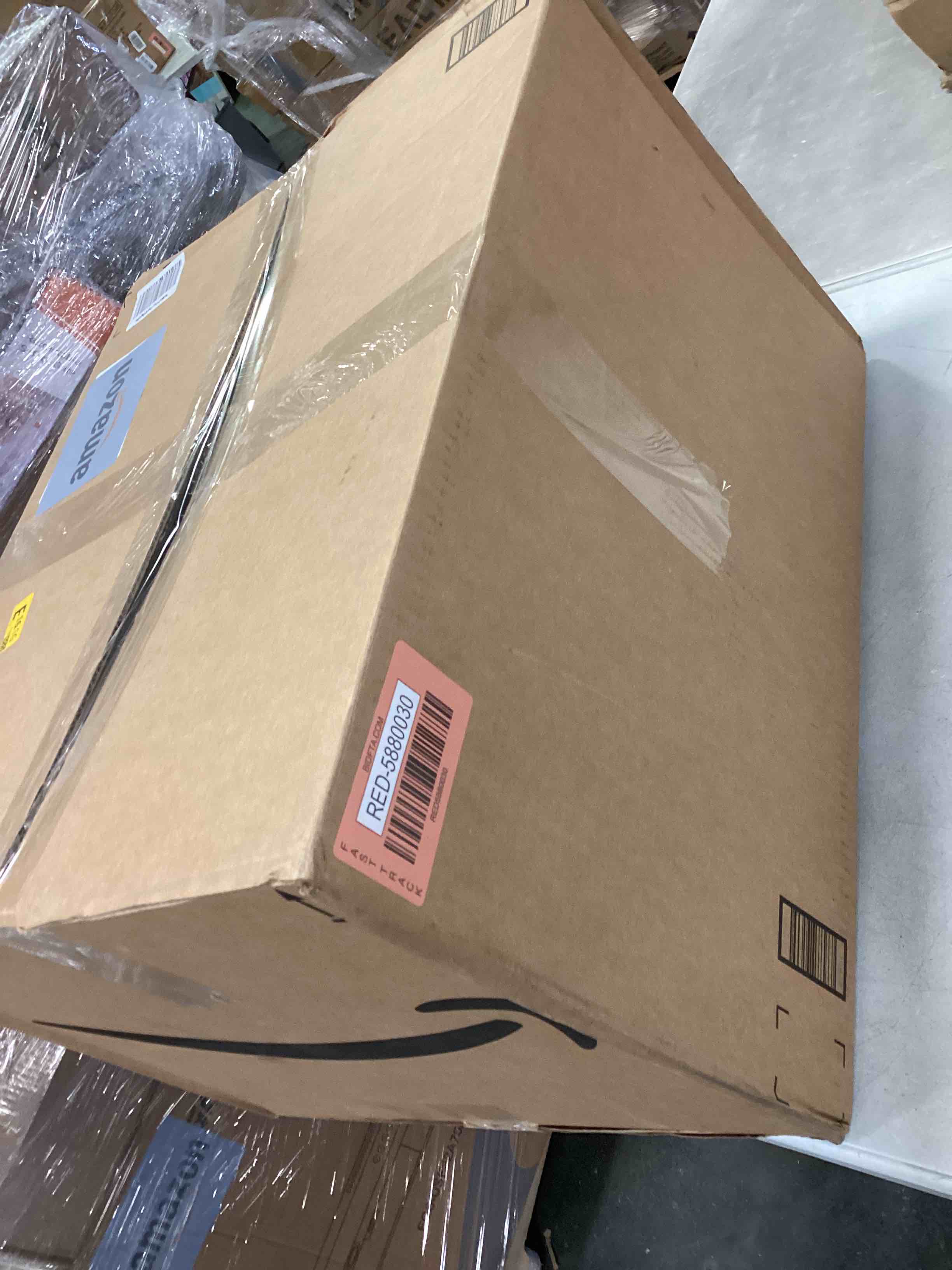 https://s3.amazonaws.com/lotting-images-prod/bidfta/RED5880030_1711035659141.jpeg