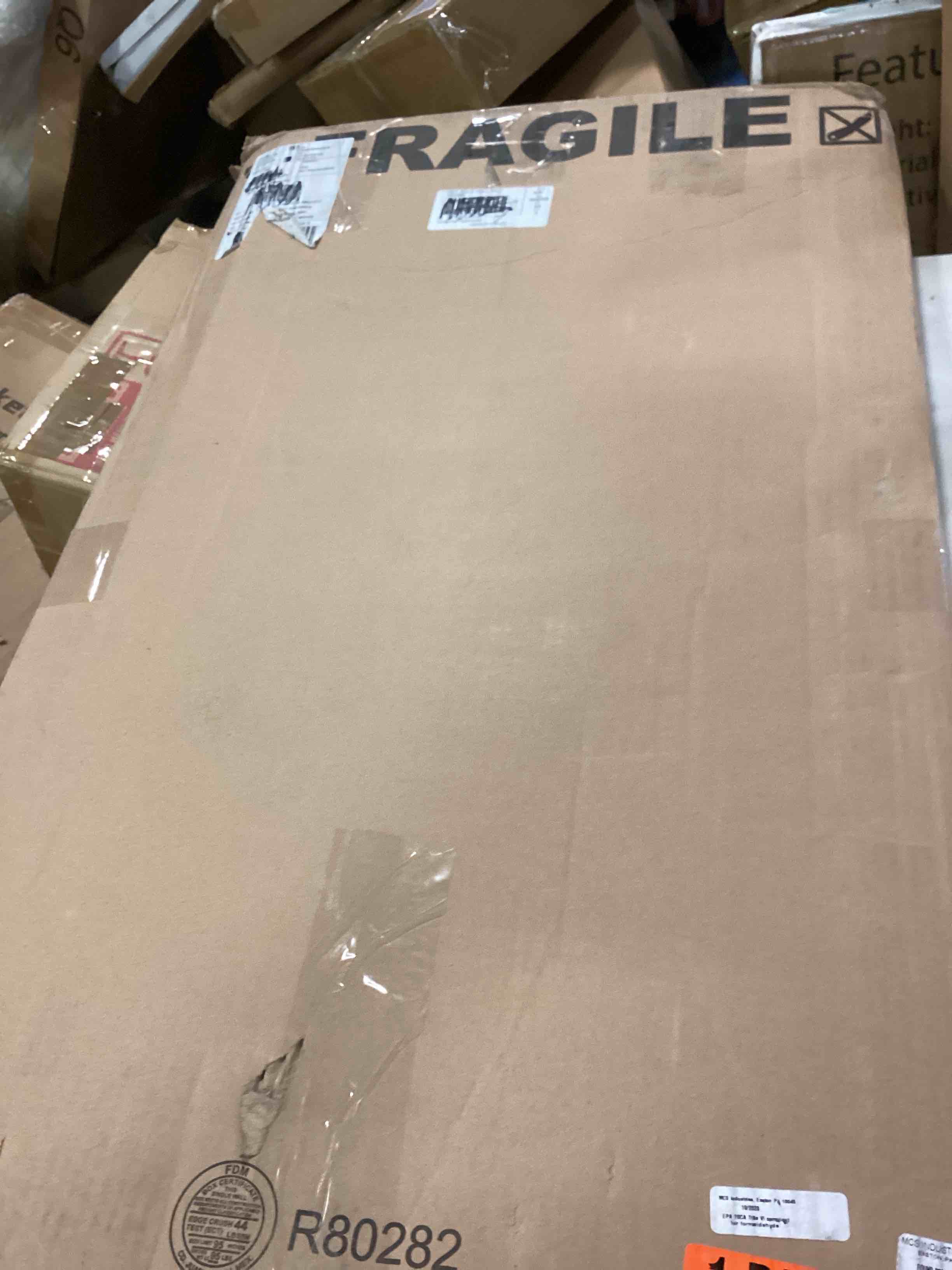 https://s3.amazonaws.com/lotting-images-prod/bidfta/RED5881063_1711639714699.jpeg
