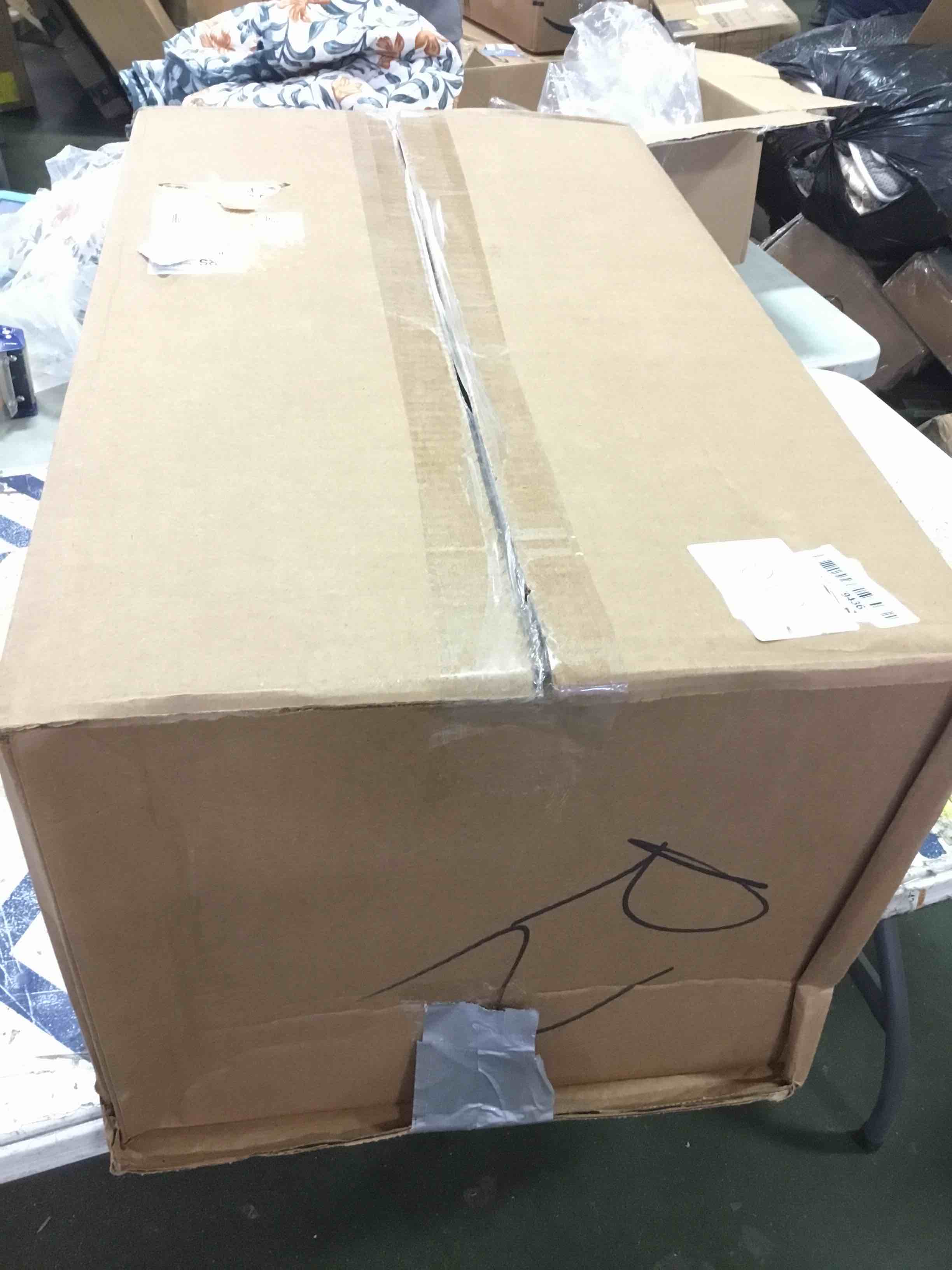 https://s3.amazonaws.com/lotting-images-prod/bidfta/RED5881768_1713203735535.jpeg