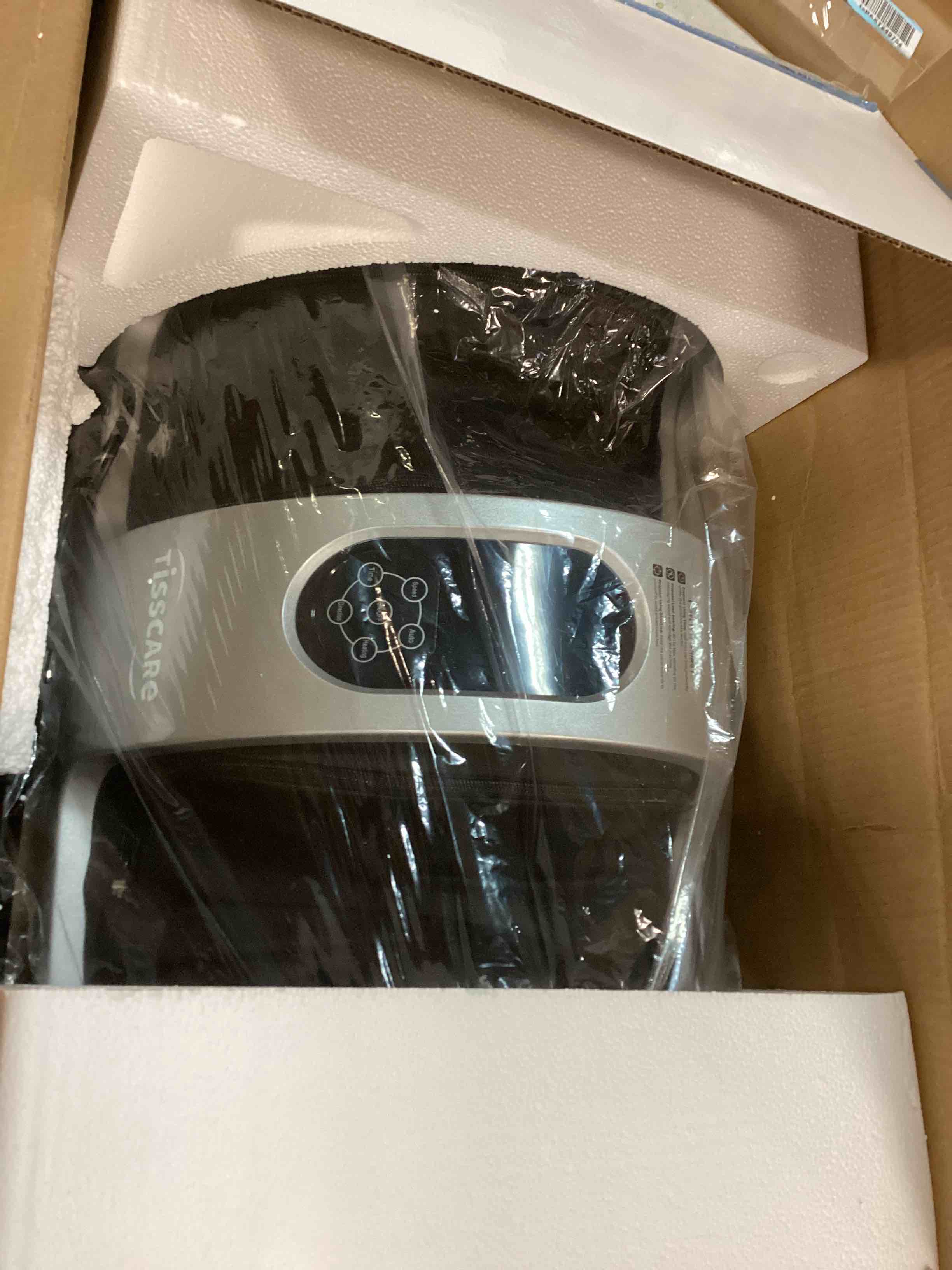 https://s3.amazonaws.com/lotting-images-prod/bidfta/RED5887430_1712251332296.jpeg