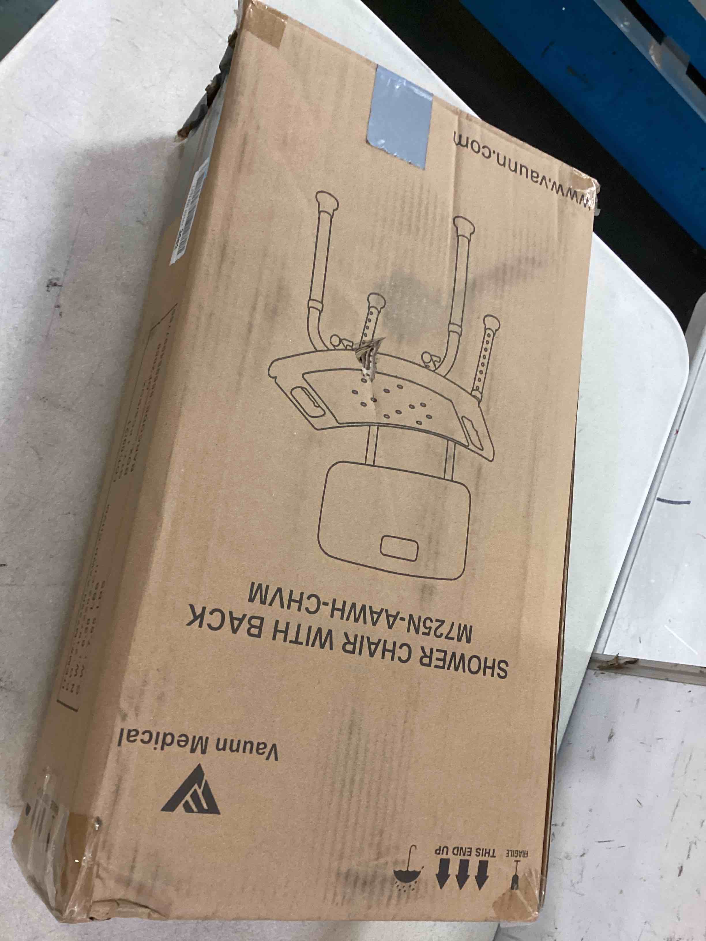 https://s3.amazonaws.com/lotting-images-prod/bidfta/RED5887564_1713272887638.jpeg