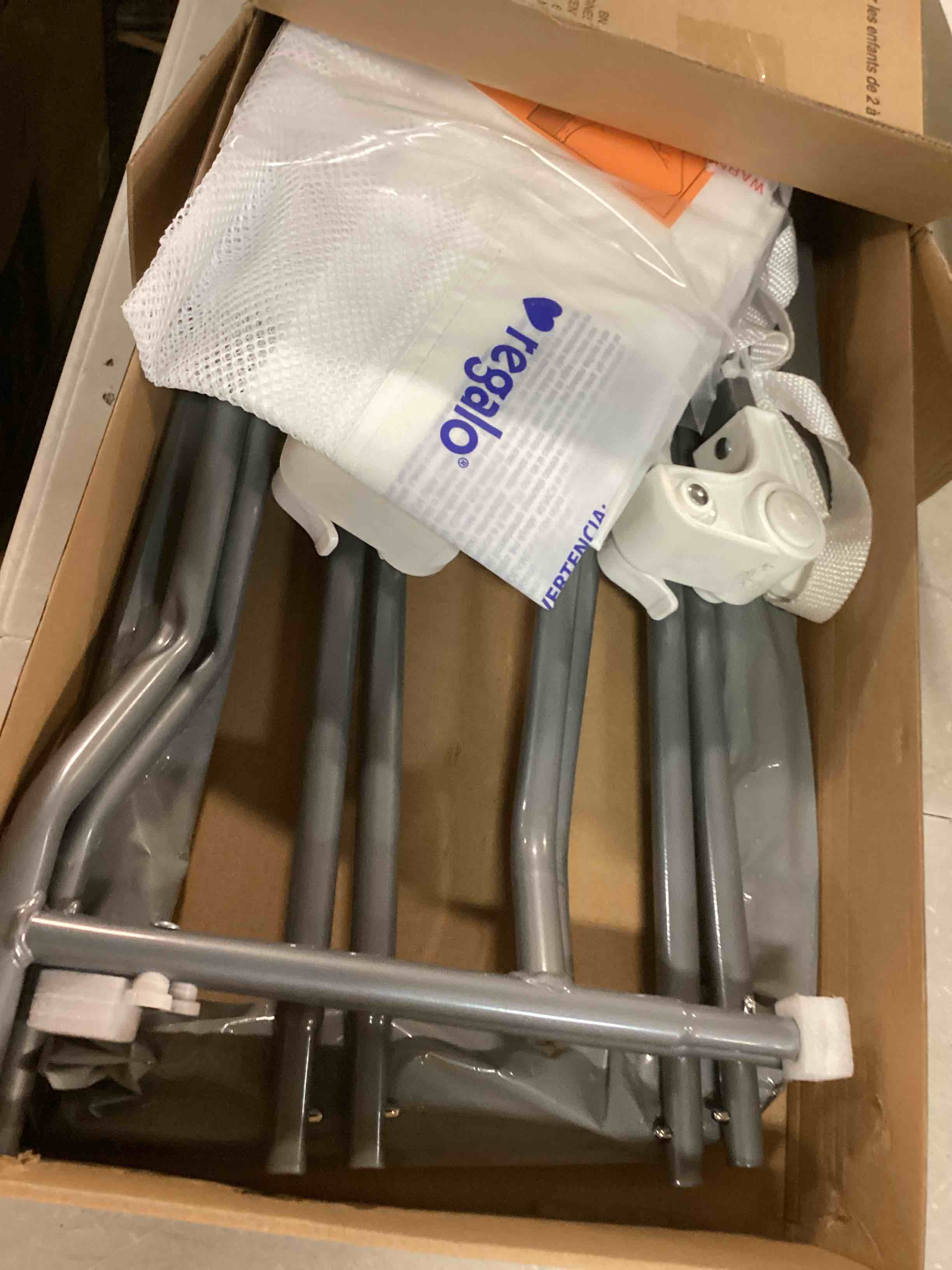 https://s3.amazonaws.com/lotting-images-prod/bidfta/RED5887764_1713355220982.jpeg