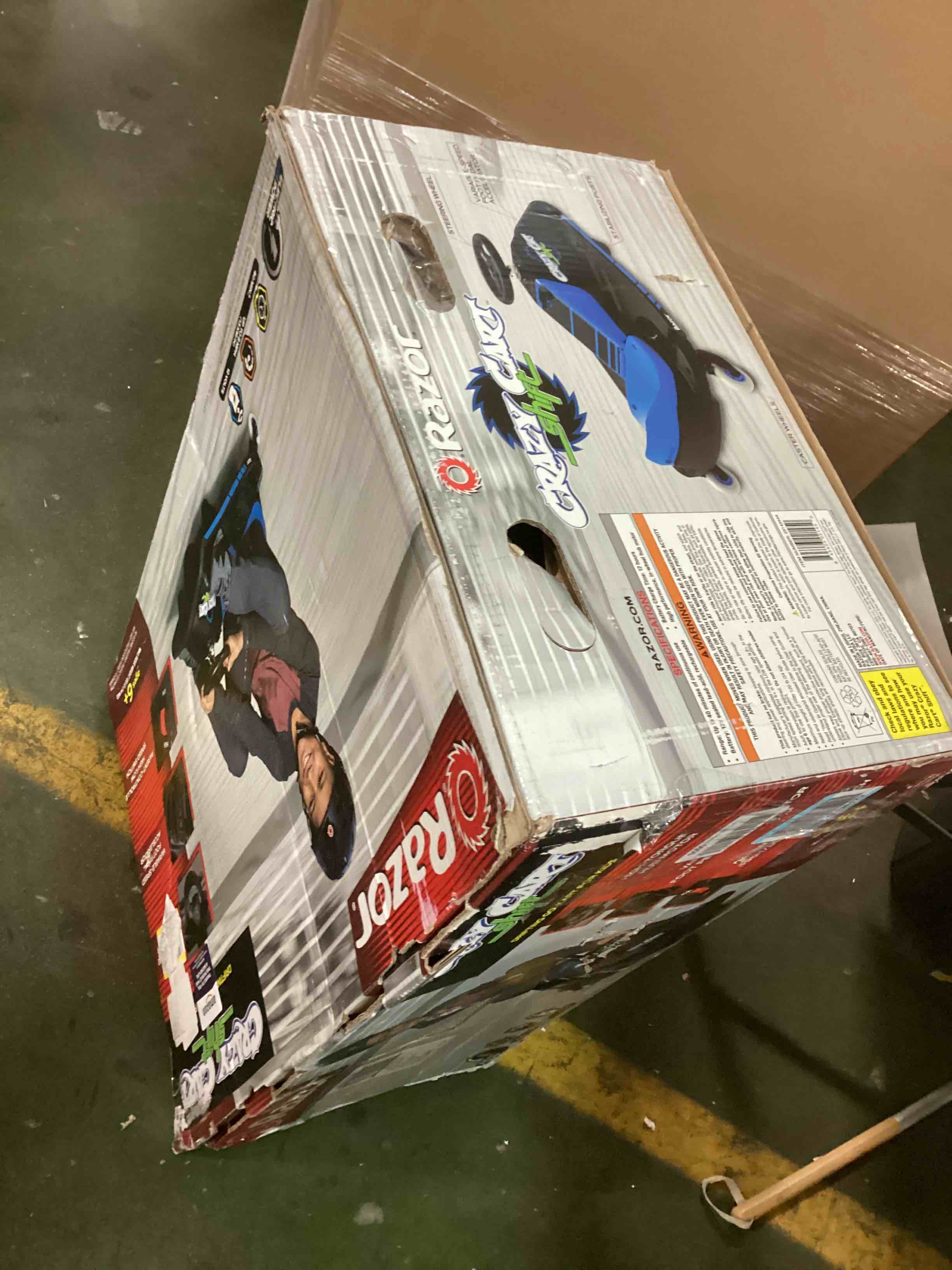 https://s3.amazonaws.com/lotting-images-prod/bidfta/RED5887779_1713356437785.jpeg